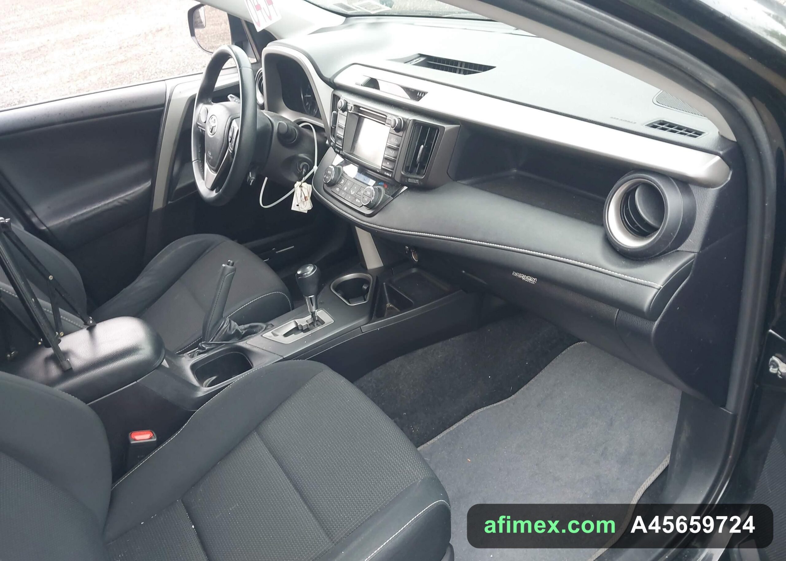 2017 Toyota RAV4 for sale in Mauritania - Ref A45659724, photo 5