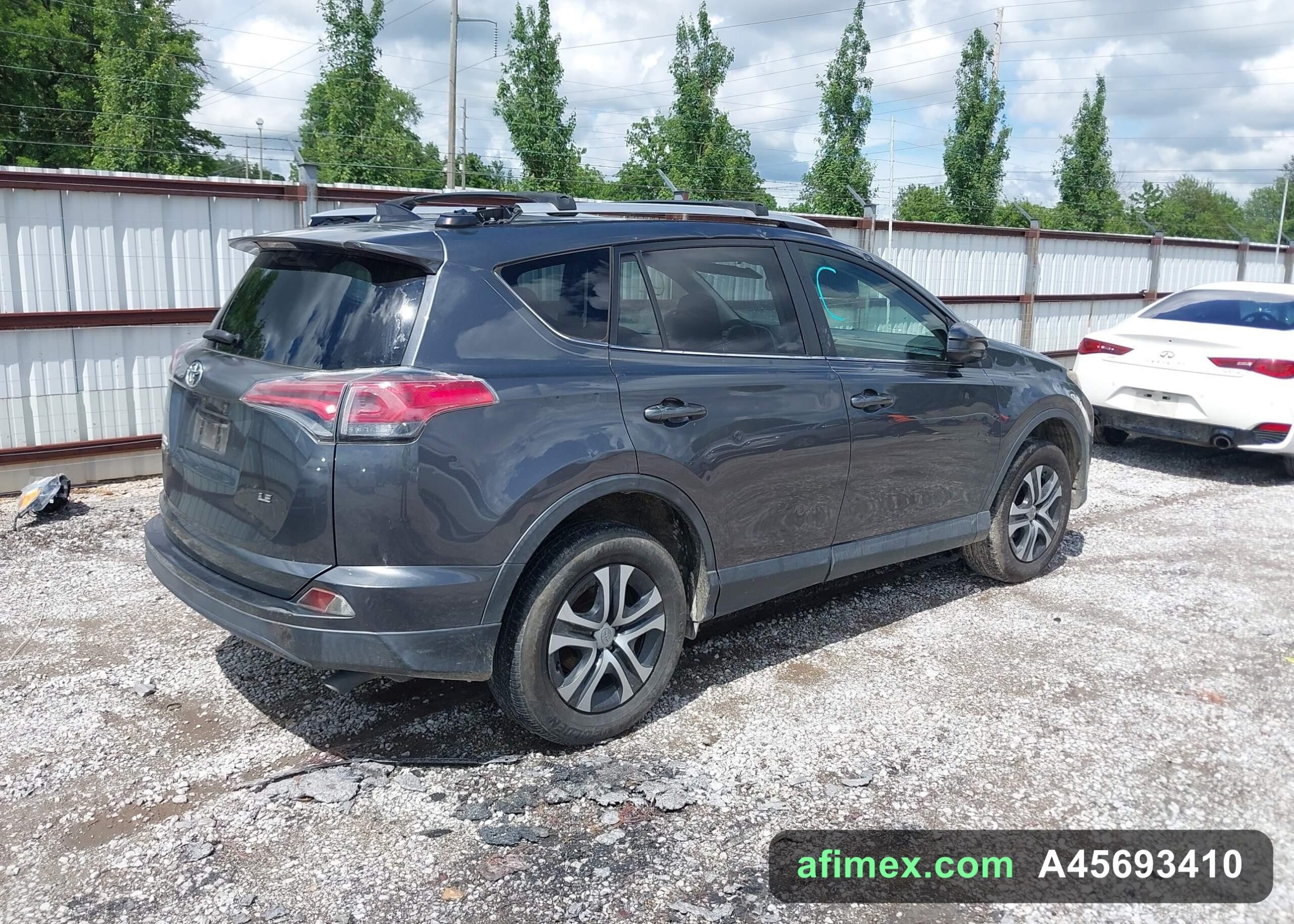 2016 Toyota RAV4 for sale in Mauritania - Ref A45693410, photo 4