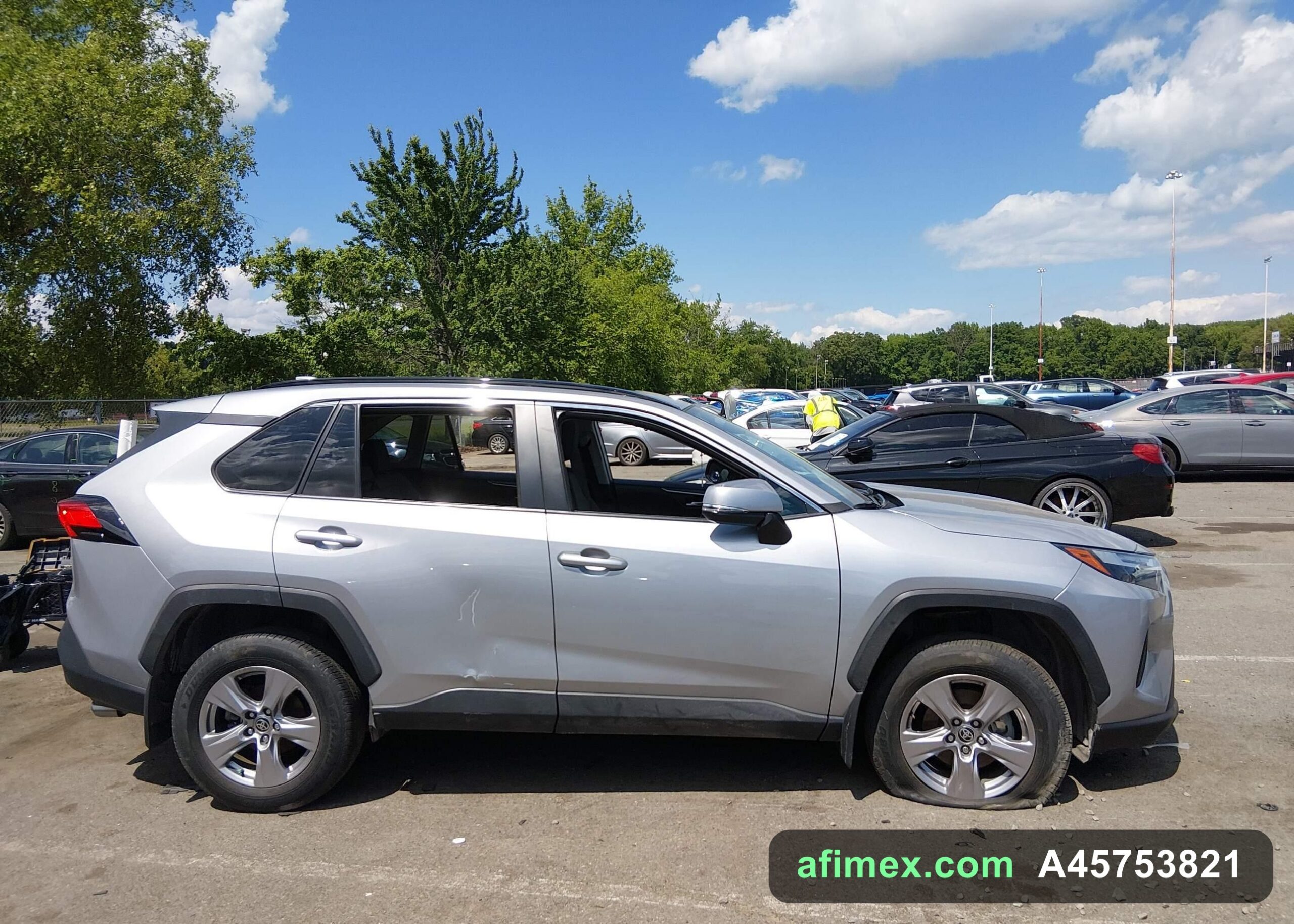2022 Toyota RAV4 for sale in Mauritania - Ref A45753821, photo 12