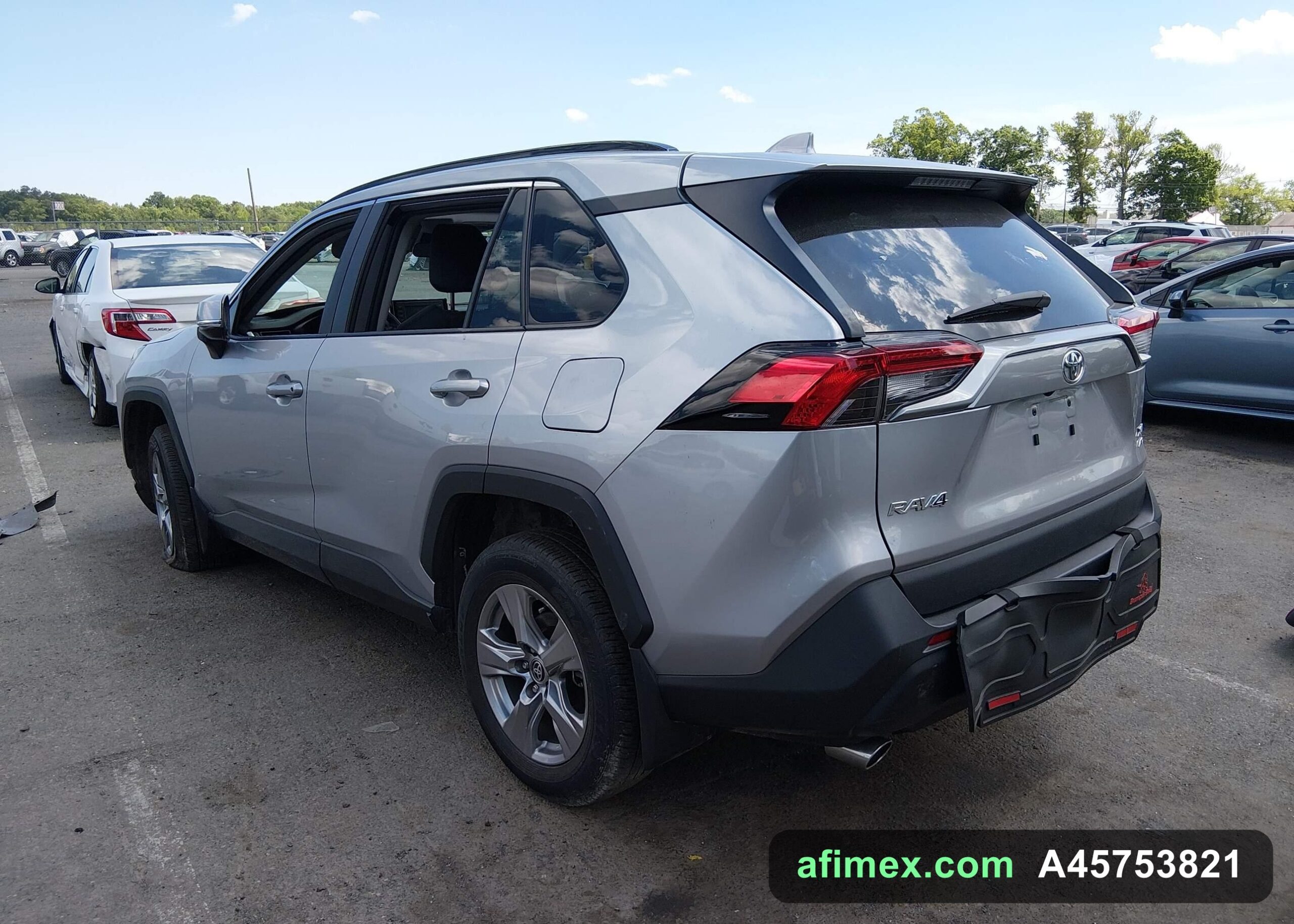 2022 Toyota RAV4 for sale in Mauritania - Ref A45753821, photo 3