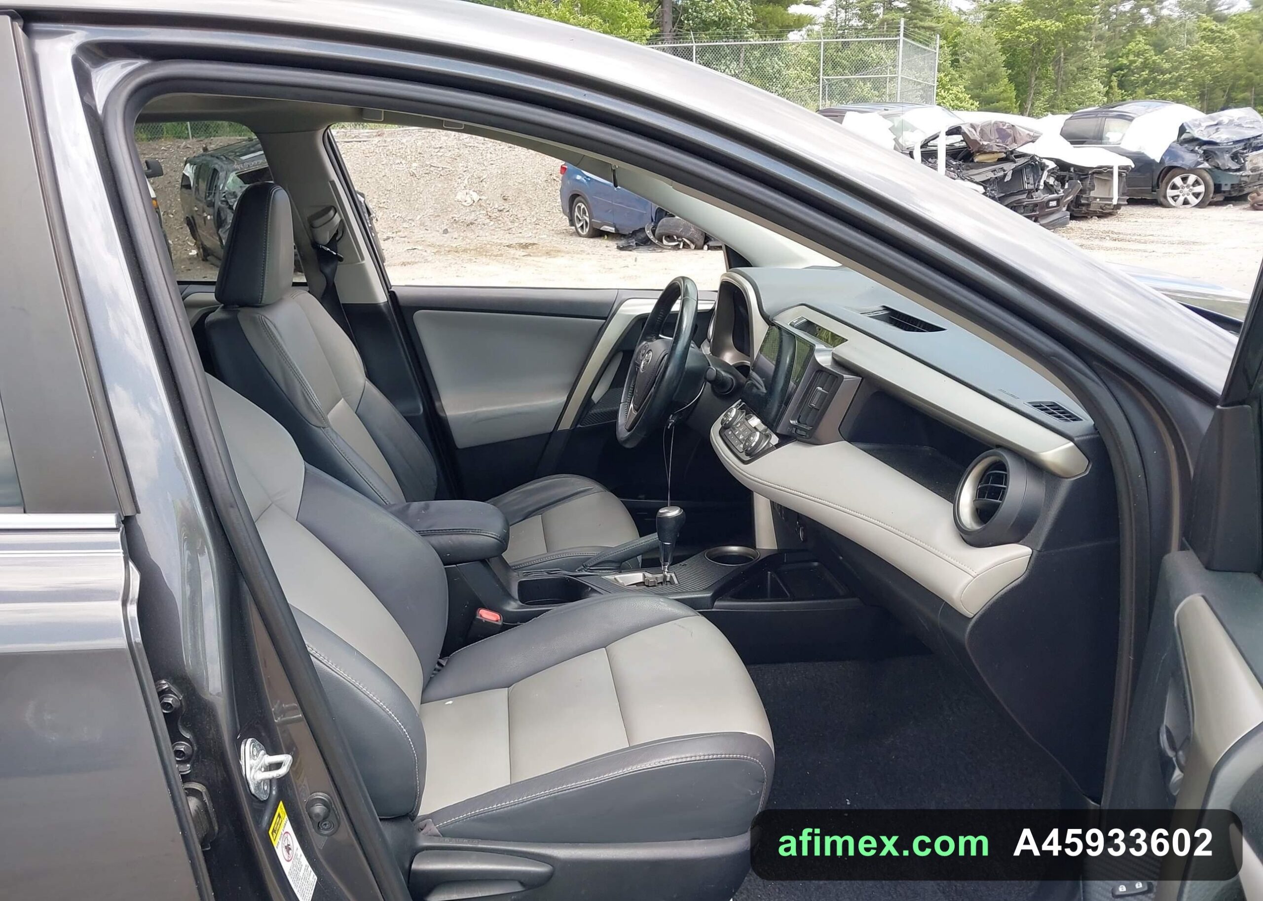 2015 Toyota RAV4 for sale in Mauritania - Ref A45933602, photo 5