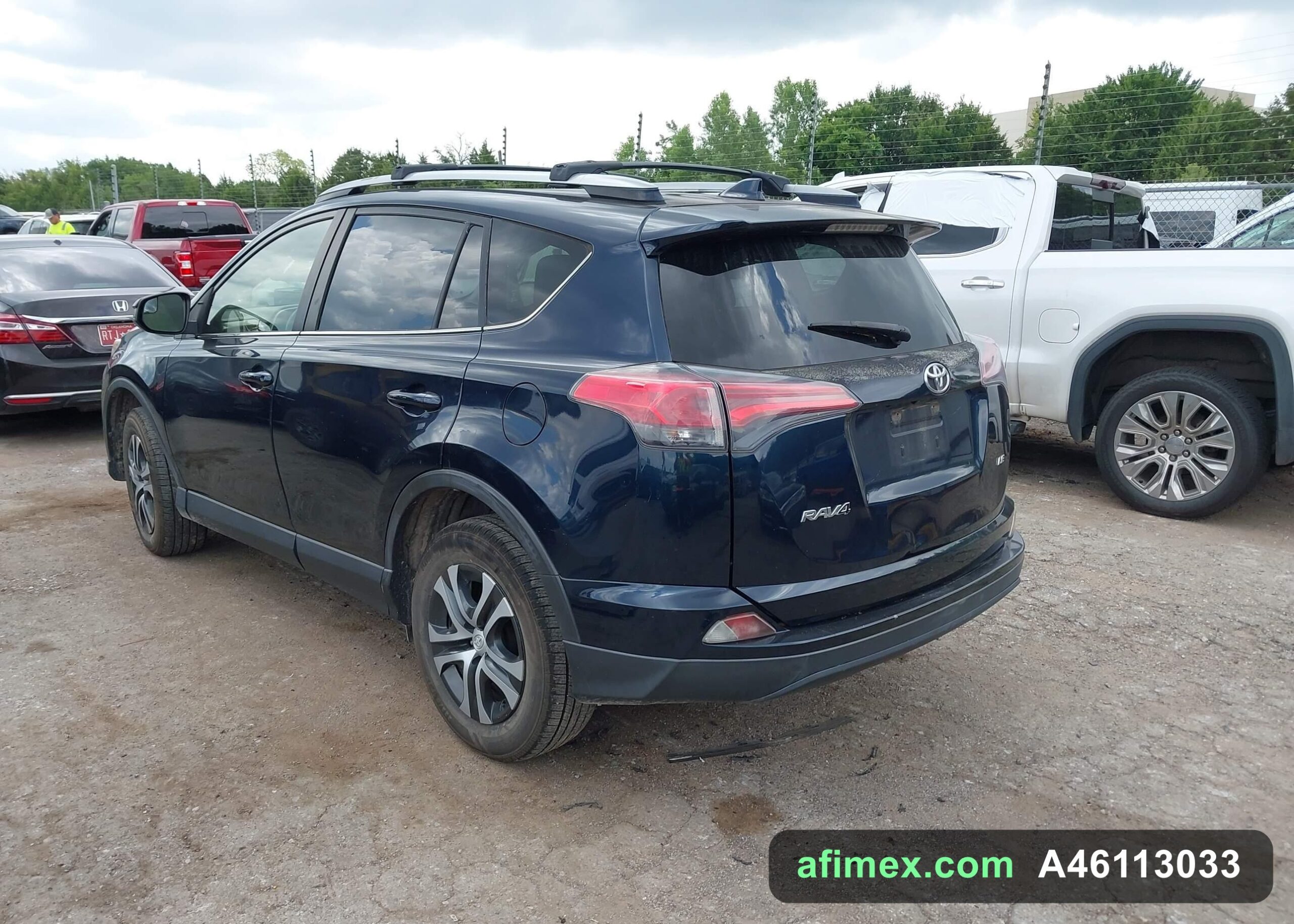 2018 Toyota RAV4 for sale in Mauritania - Ref A46113033, photo 3