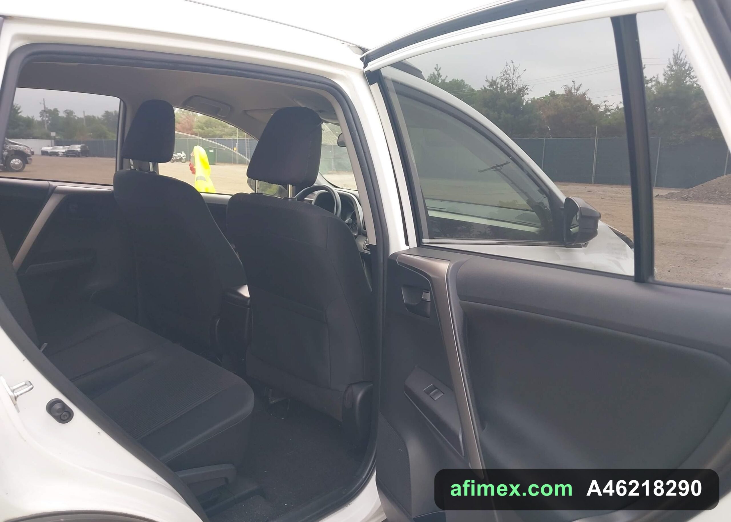 2018 Toyota RAV4 for sale in Mauritania - Ref A46218290, photo 8