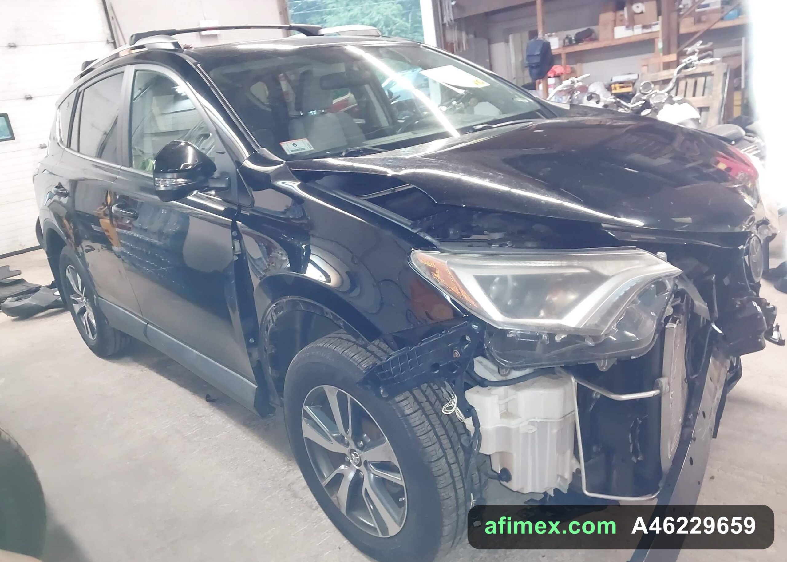 2016 Toyota RAV4 for sale, ships from the USA to Mauritania