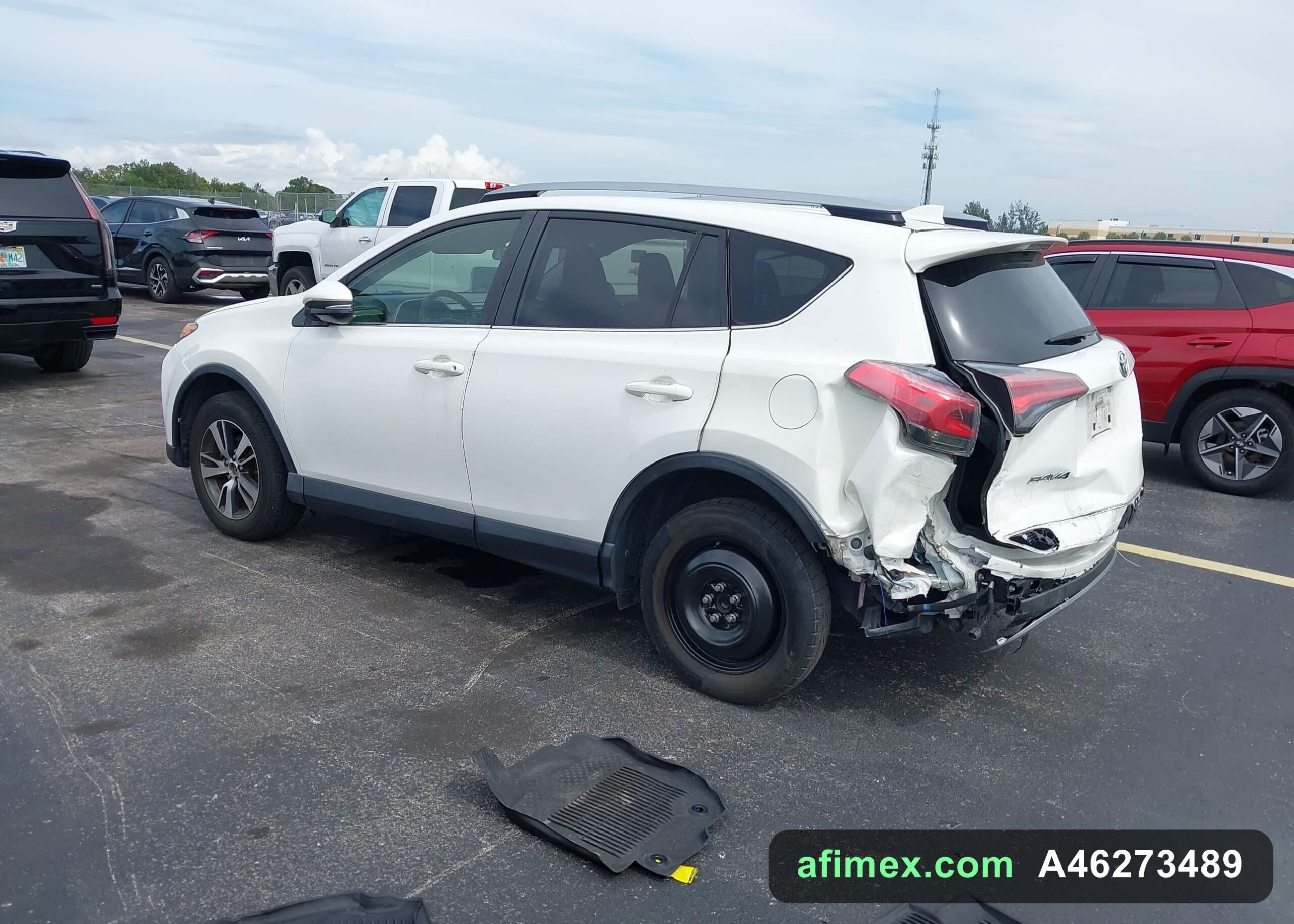 2018 Toyota RAV4 for sale in Mauritania - Ref A46273489, photo 3