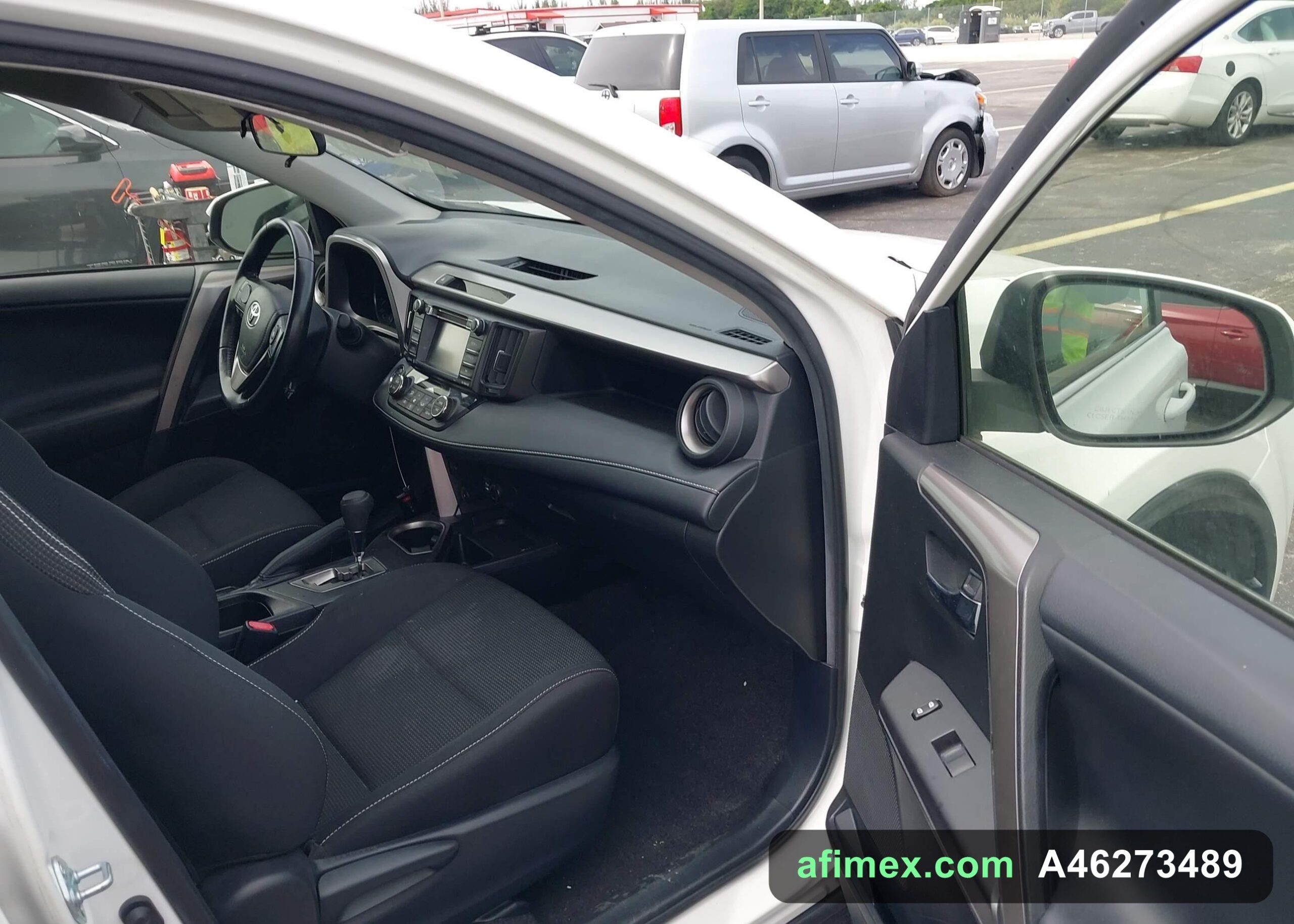 2018 Toyota RAV4 for sale in Mauritania - Ref A46273489, photo 5
