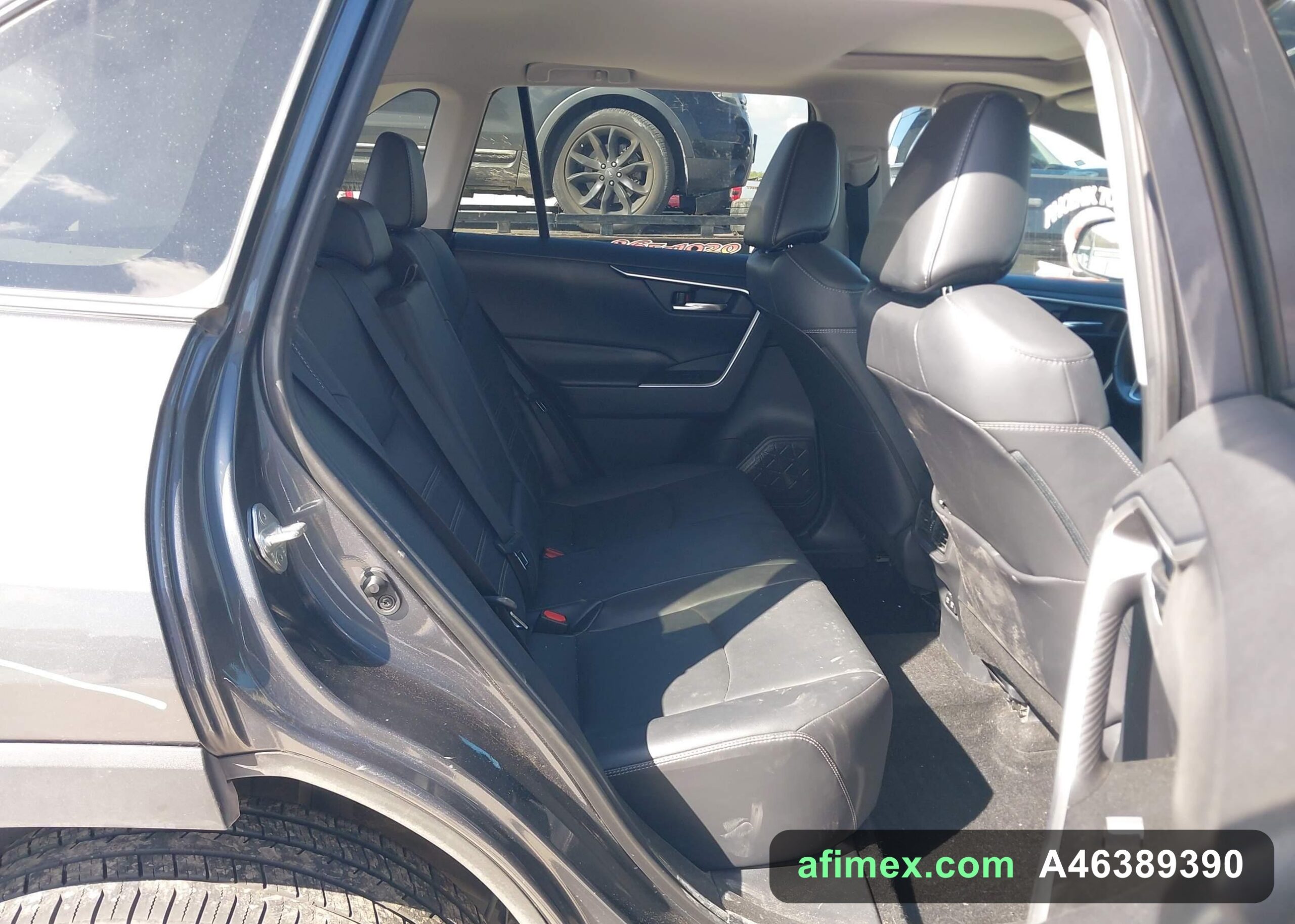 2019 Toyota RAV4 for sale in Mauritania - Ref A46389390, photo 8