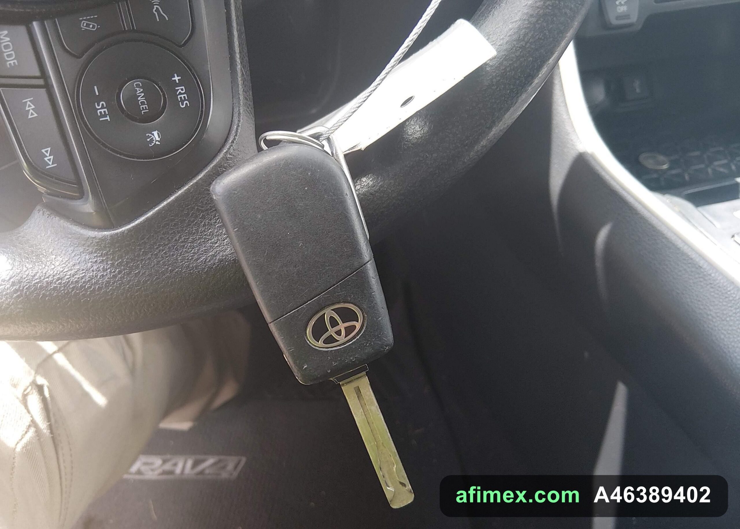 2020 Toyota RAV4 for sale in Mauritania - Ref A46389402, photo 11