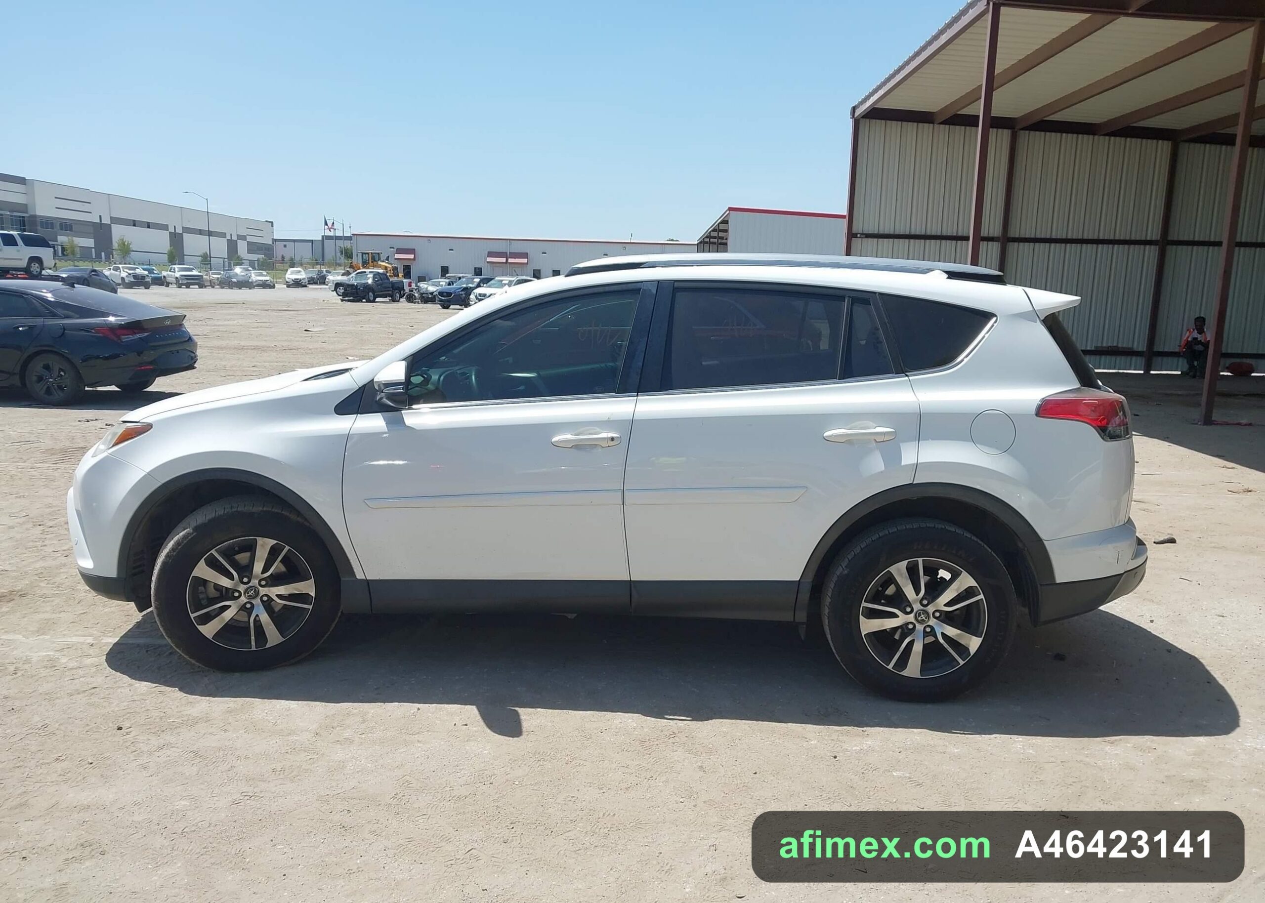 2018 Toyota RAV4 for sale in Mauritania - Ref A46423141, photo 13