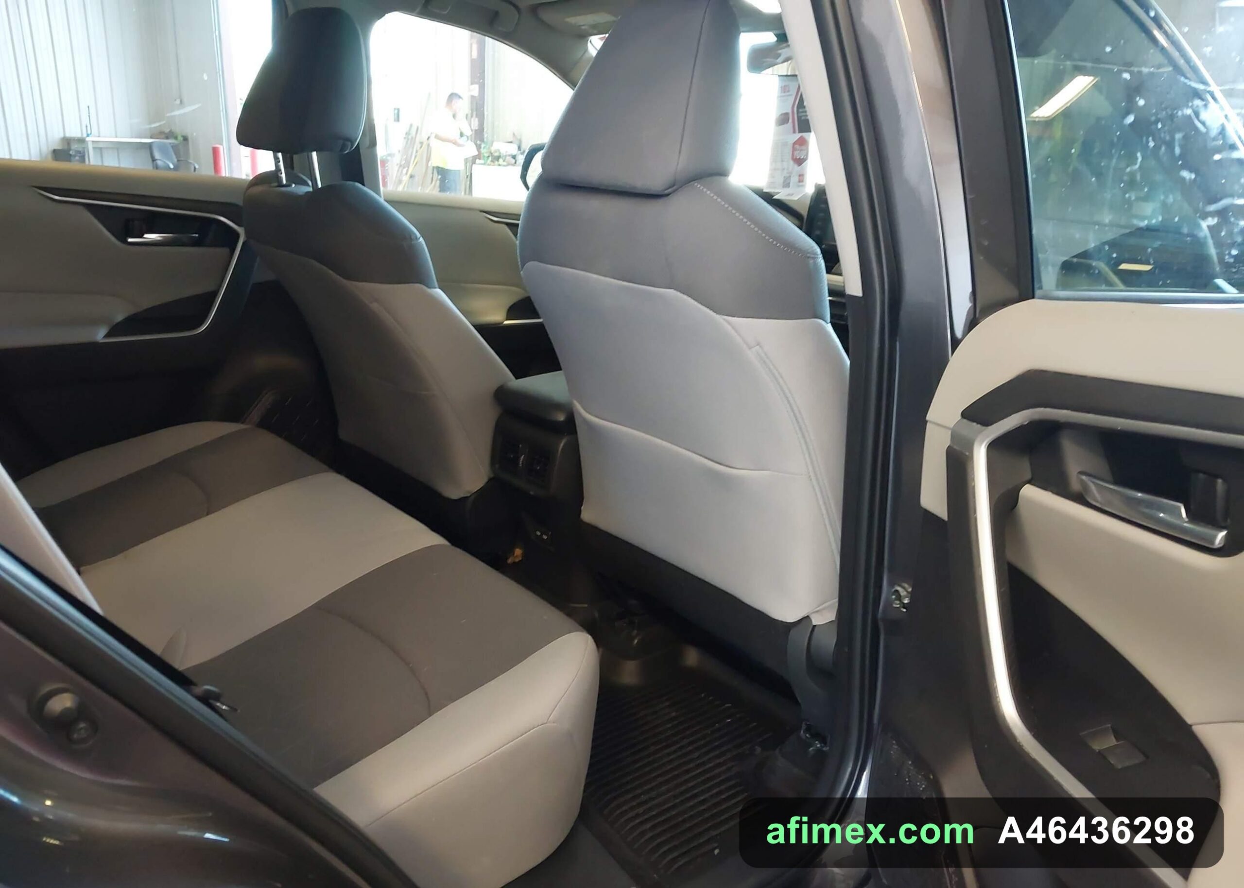 2022 Toyota RAV4 for sale in Mauritania - Ref A46436298, photo 8