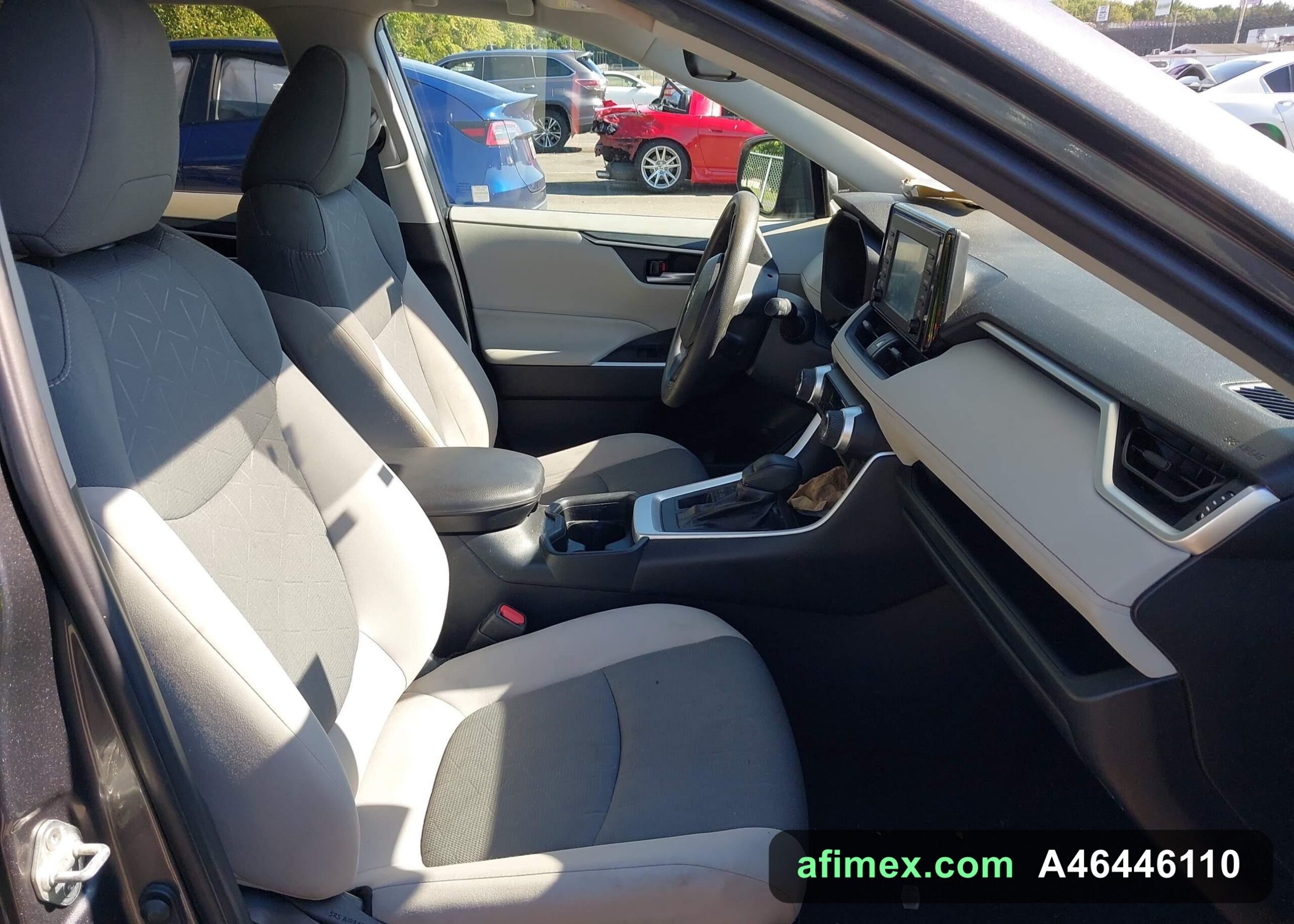 2019 Toyota RAV4 for sale in Mauritania - Ref A46446110, photo 5