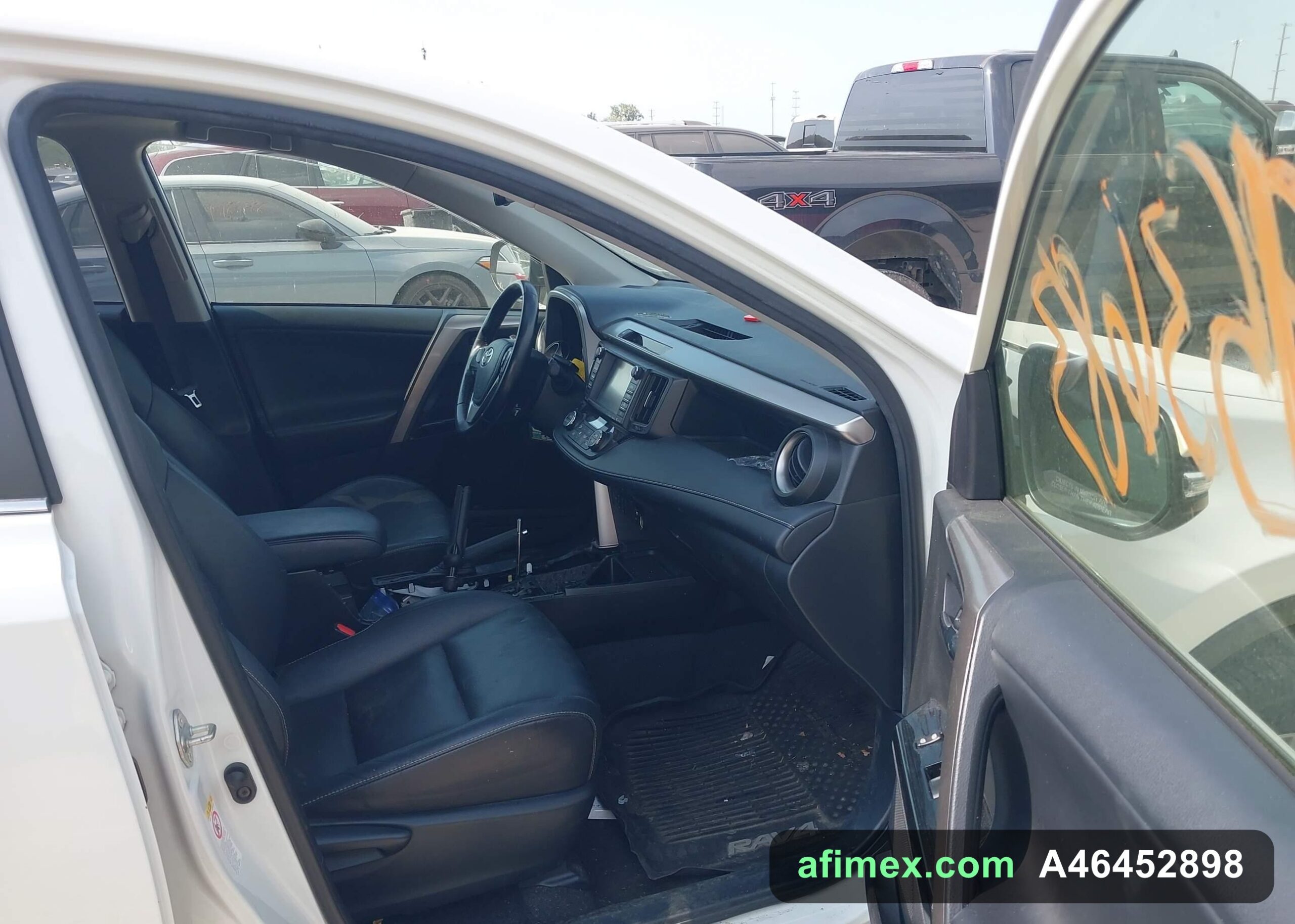 2018 Toyota RAV4 for sale in Mauritania - Ref A46452898, photo 5