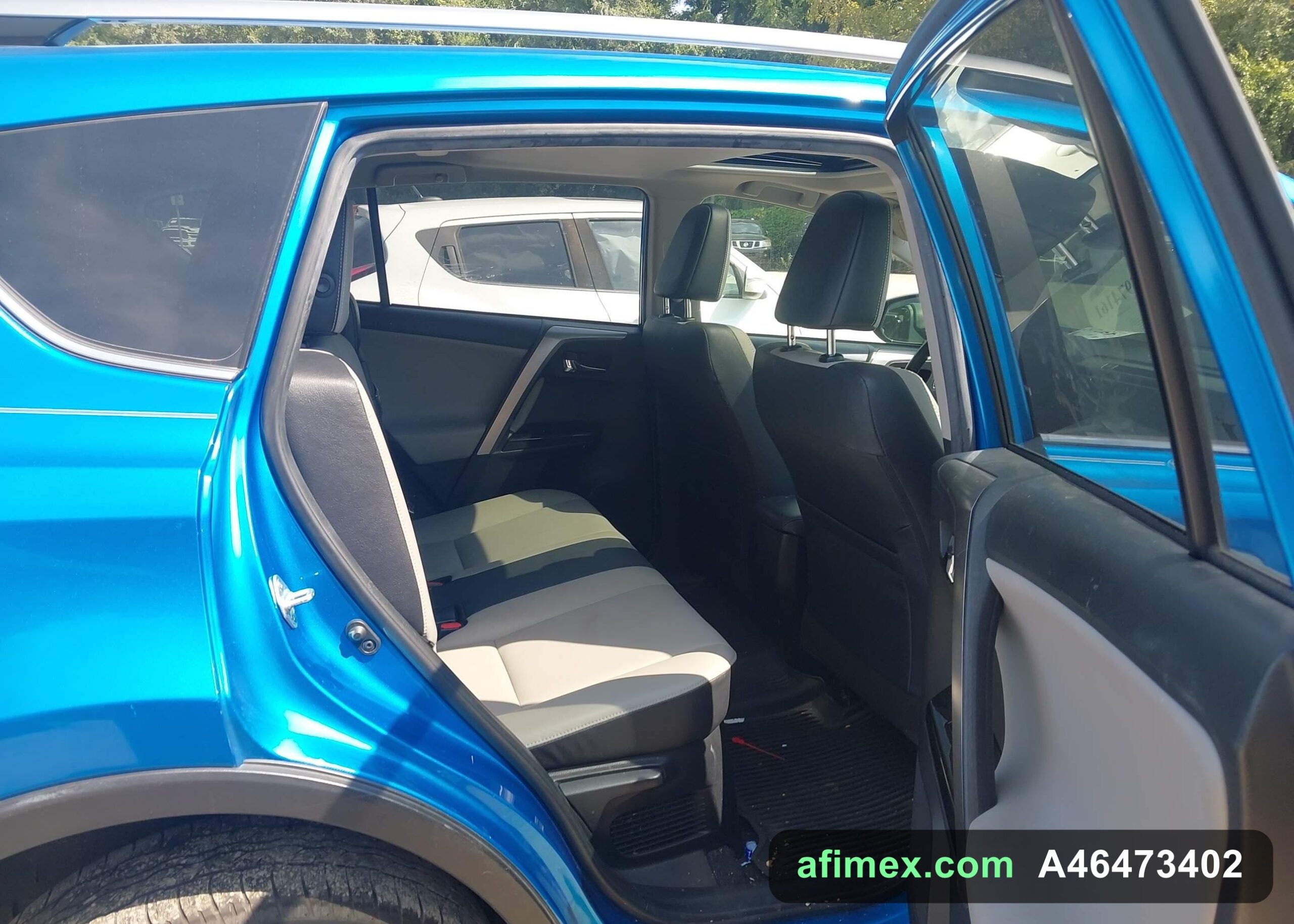 2018 Toyota RAV4 for sale in Mauritania - Ref A46473402, photo 8