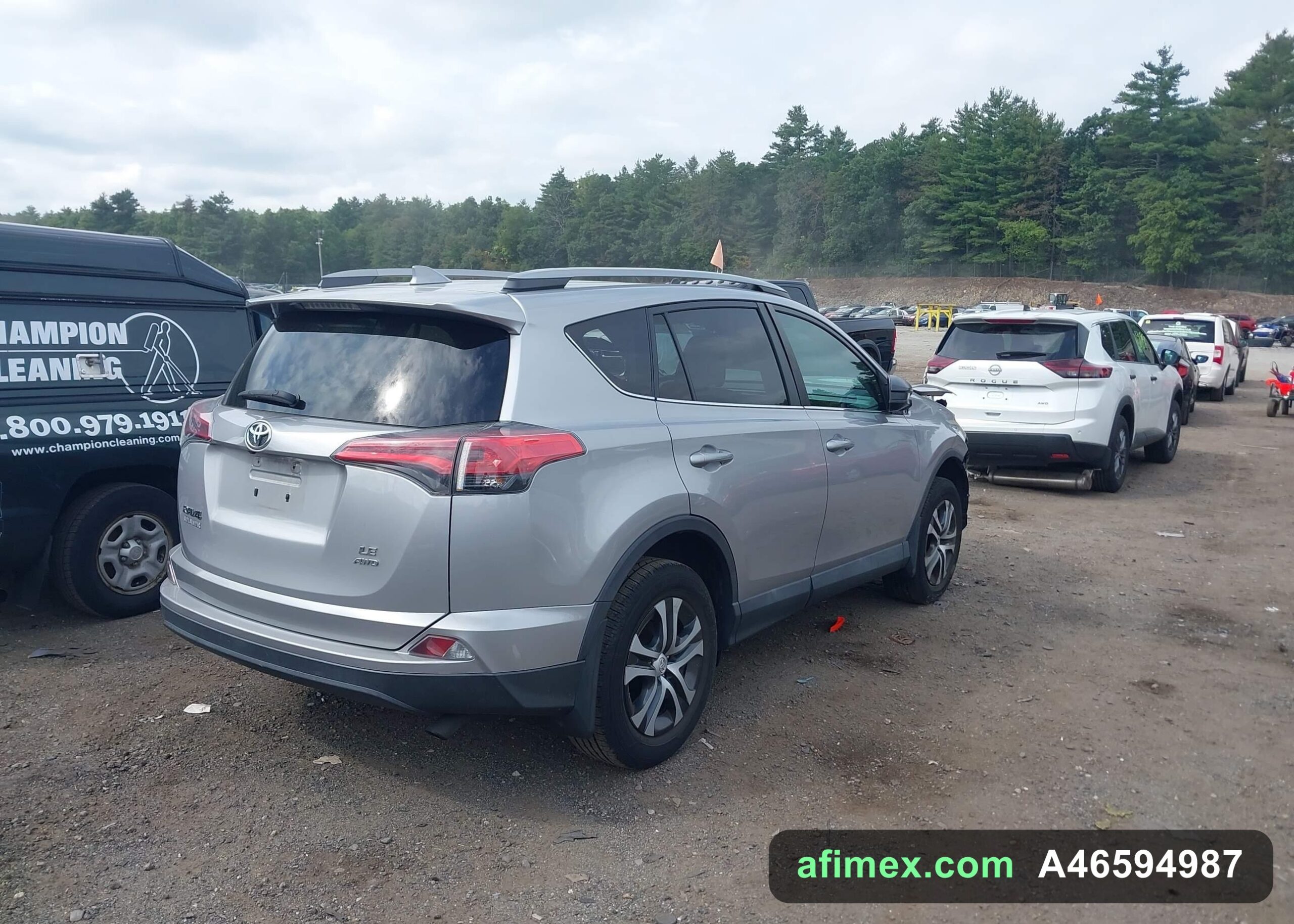 2017 Toyota RAV4 for sale in Mauritania - Ref A46594987, photo 4