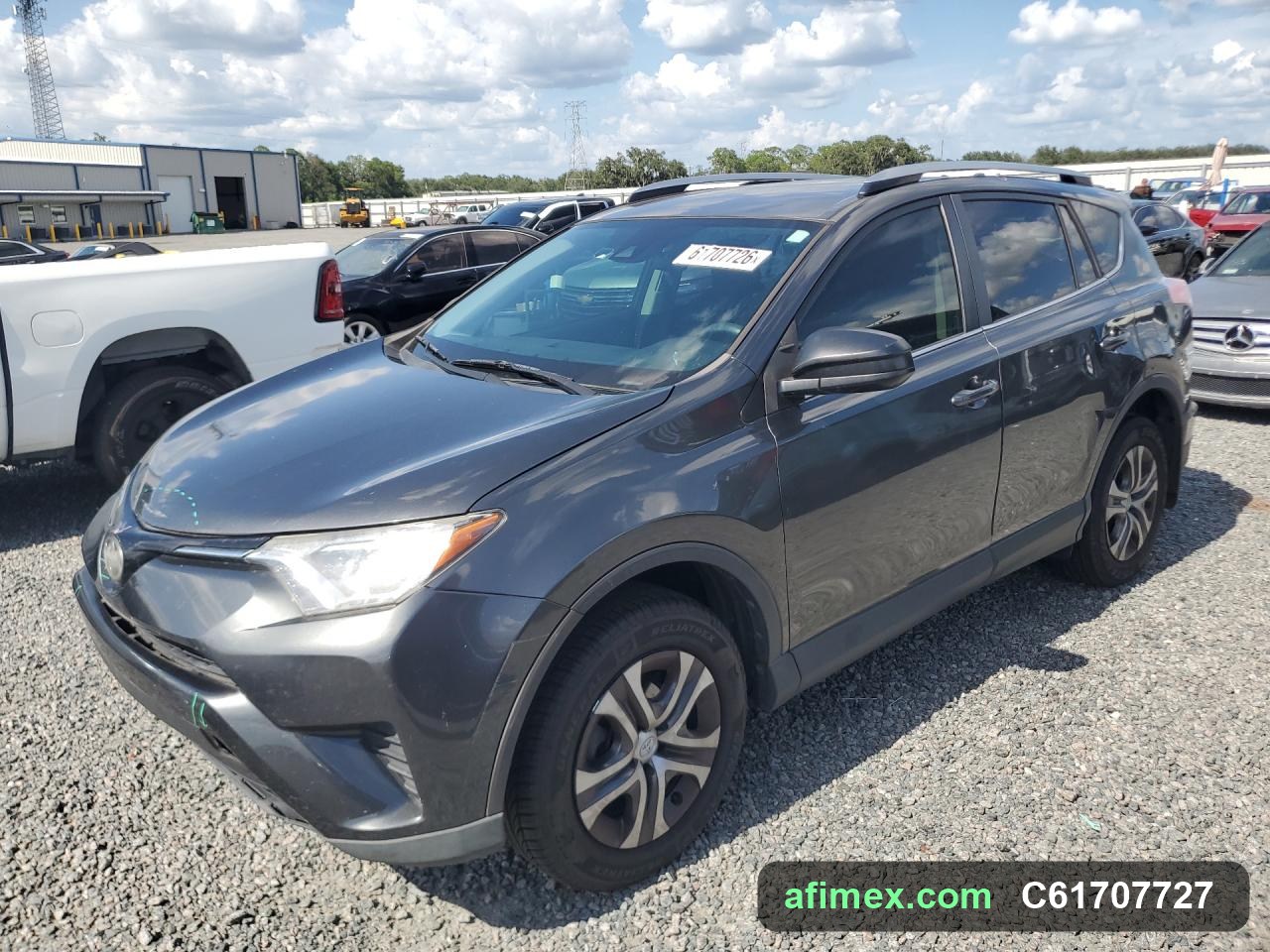 2017 Toyota RAV4 for sale in Mauritania - Ref C61707727
