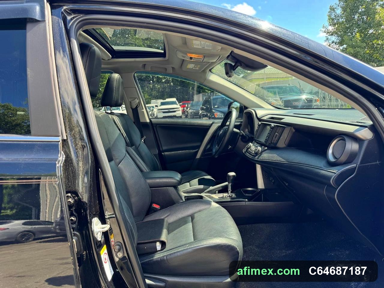 2018 Toyota RAV4 for sale in Mauritania - Ref C64687187, photo 10