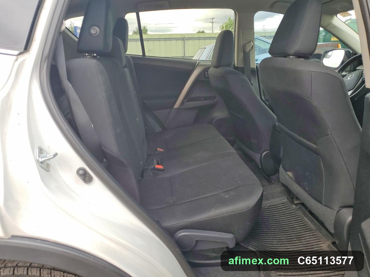 2017 Toyota RAV4 for sale in Mauritania - Ref C65113577, photo 11