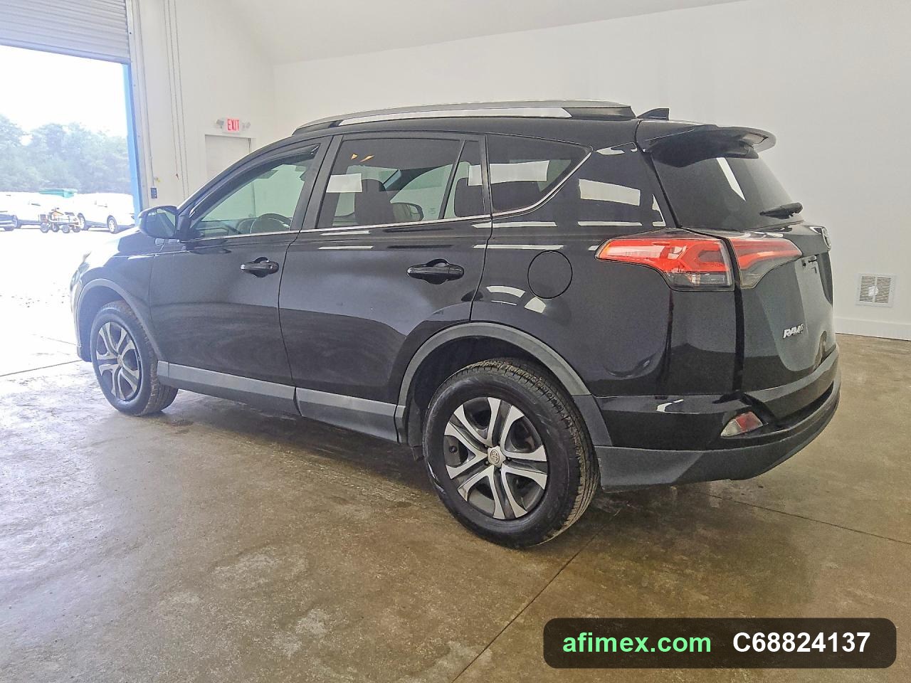 2018 Toyota RAV4 for sale in Mauritania - Ref C68824137, photo 2