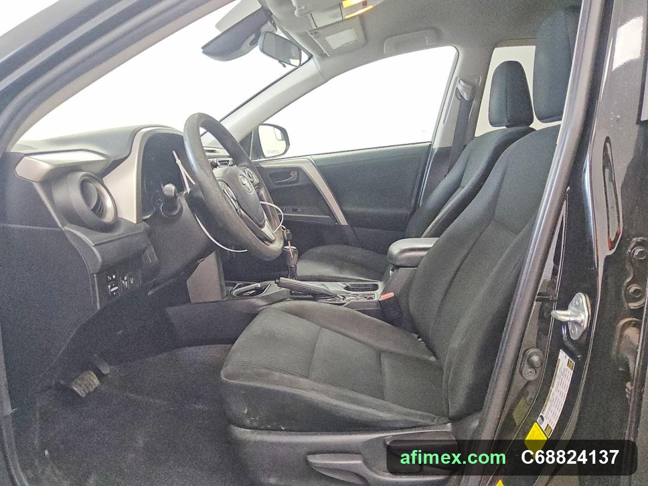 2018 Toyota RAV4 for sale in Mauritania - Ref C68824137, photo 7