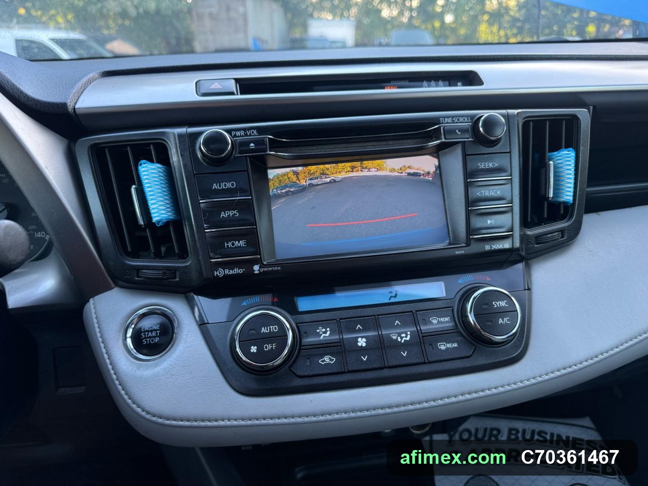 2017 Toyota RAV4 for sale in Mauritania - Ref C70361467, photo 10