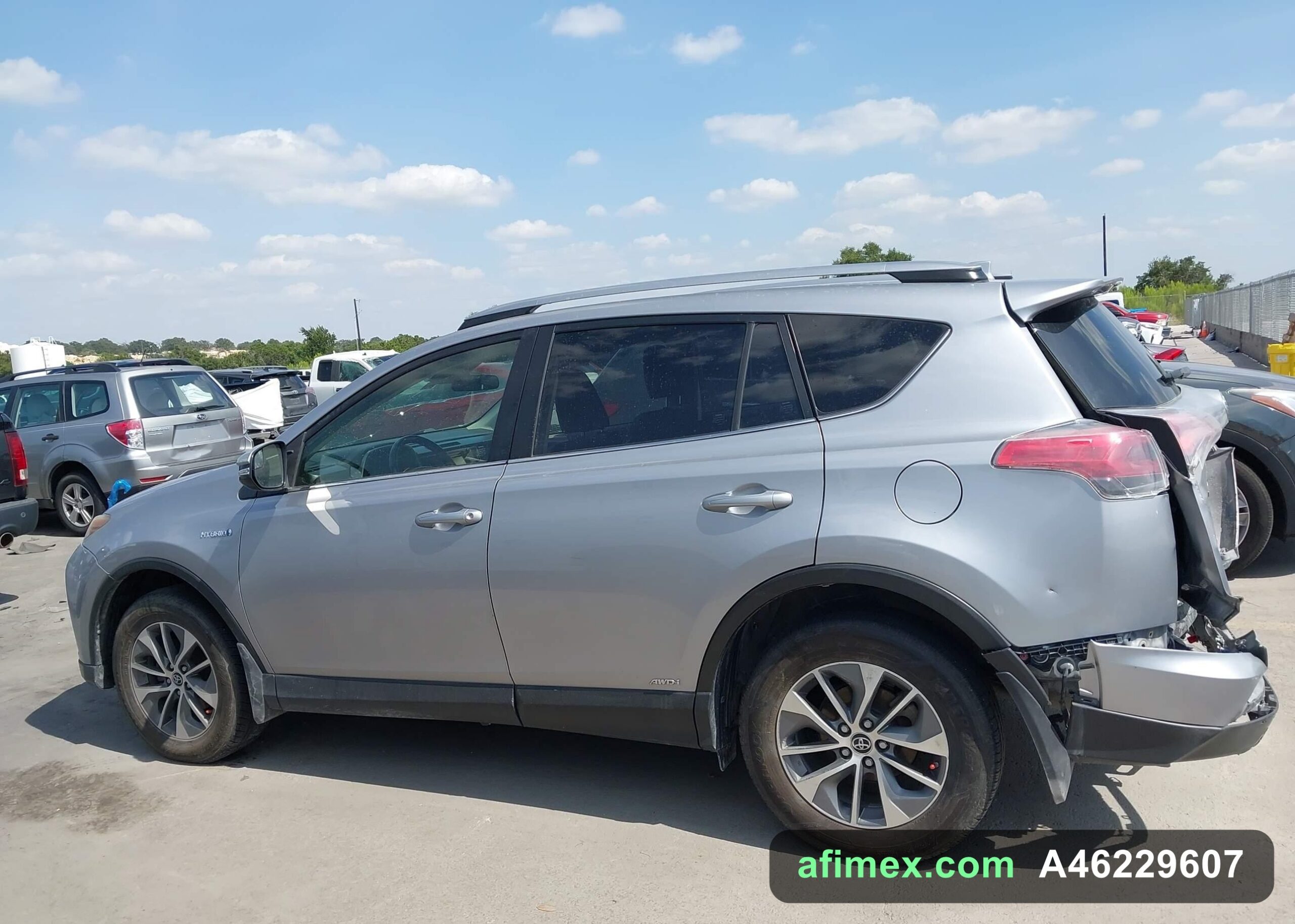 2018 Toyota RAV4 for sale in Mauritania - Ref A46229607, photo 14