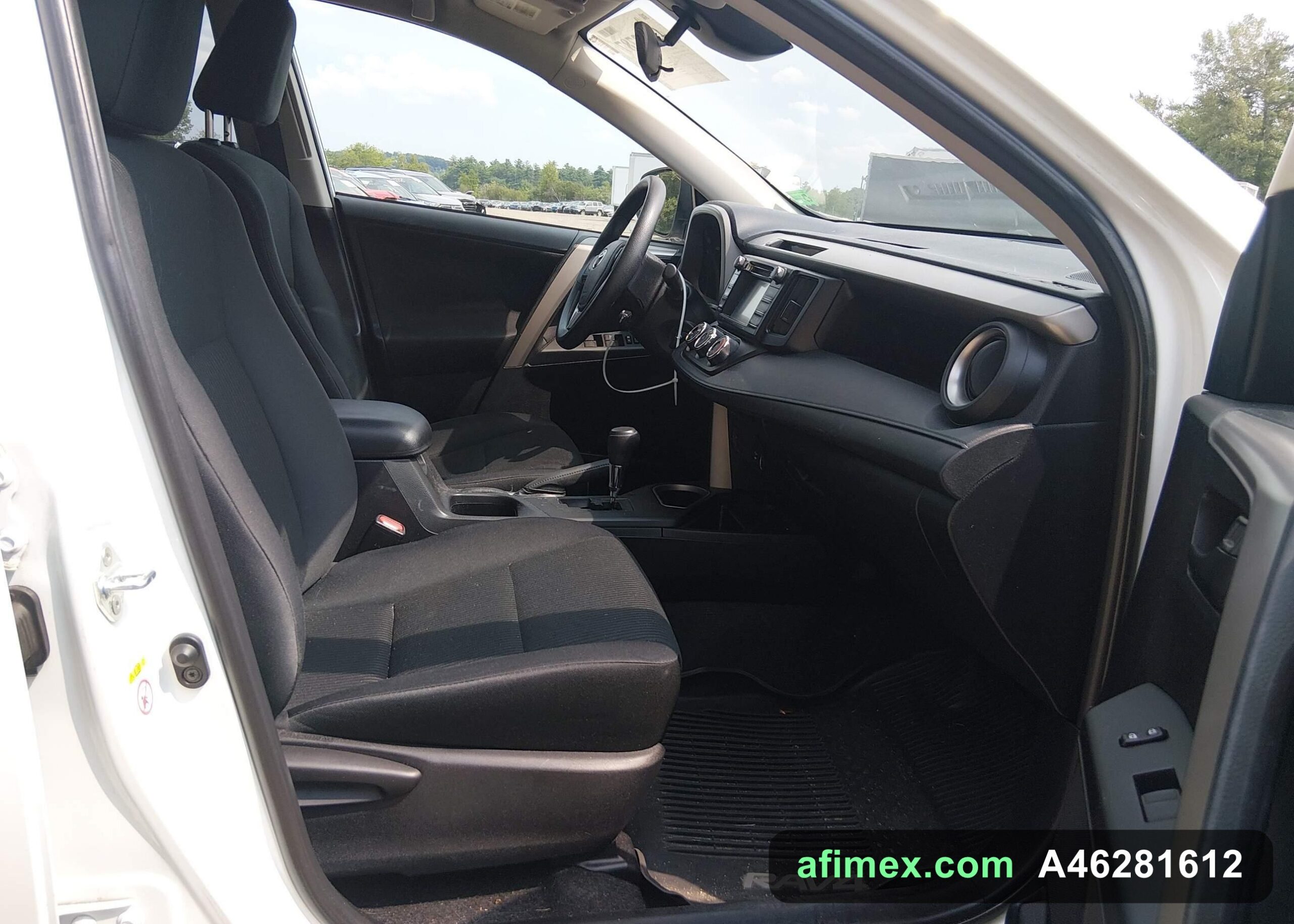 2017 Toyota RAV4 for sale in Mauritania - Ref A46281612, photo 5