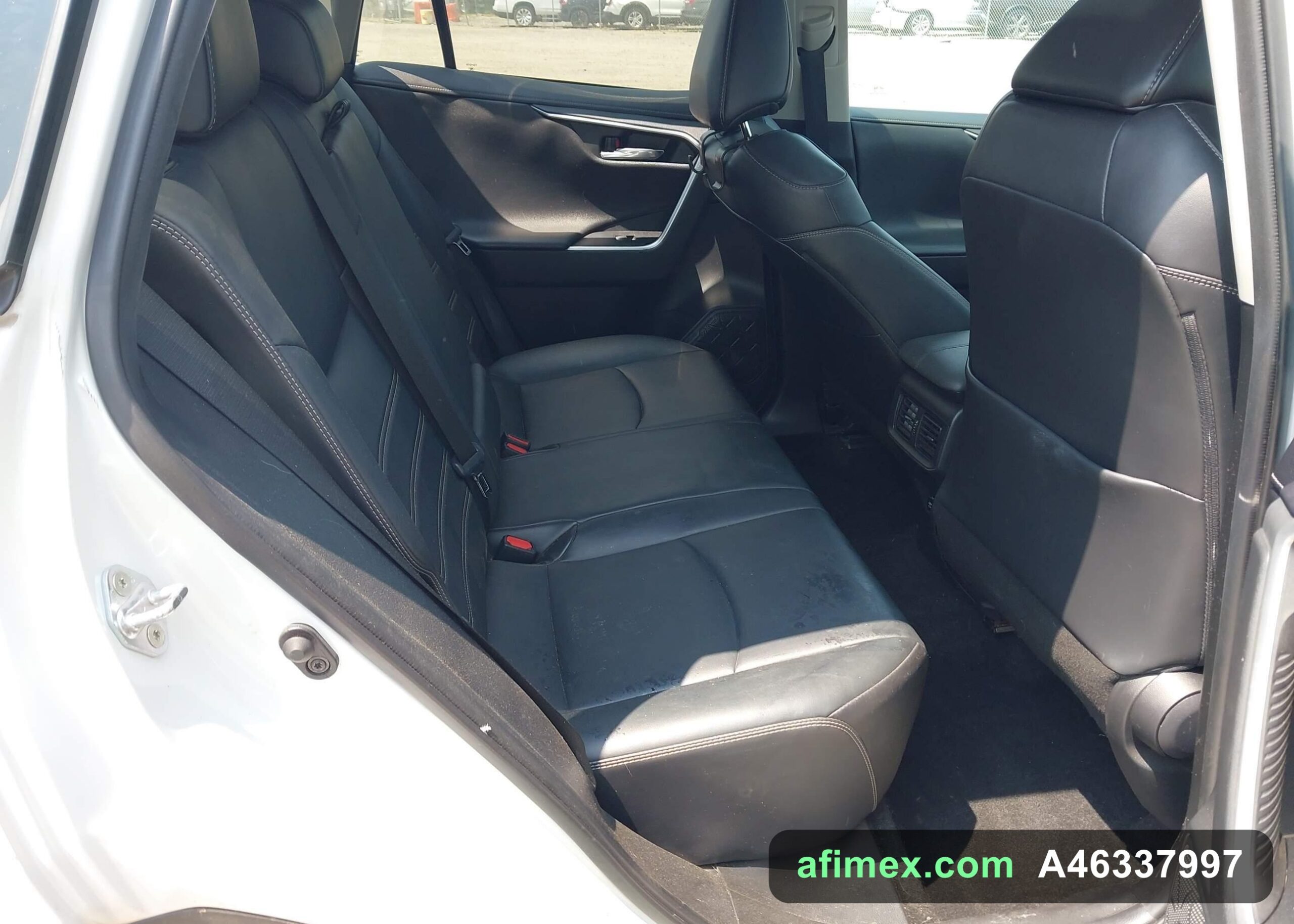 2020 Toyota RAV4 for sale in Mauritania - Ref A46337997, photo 8