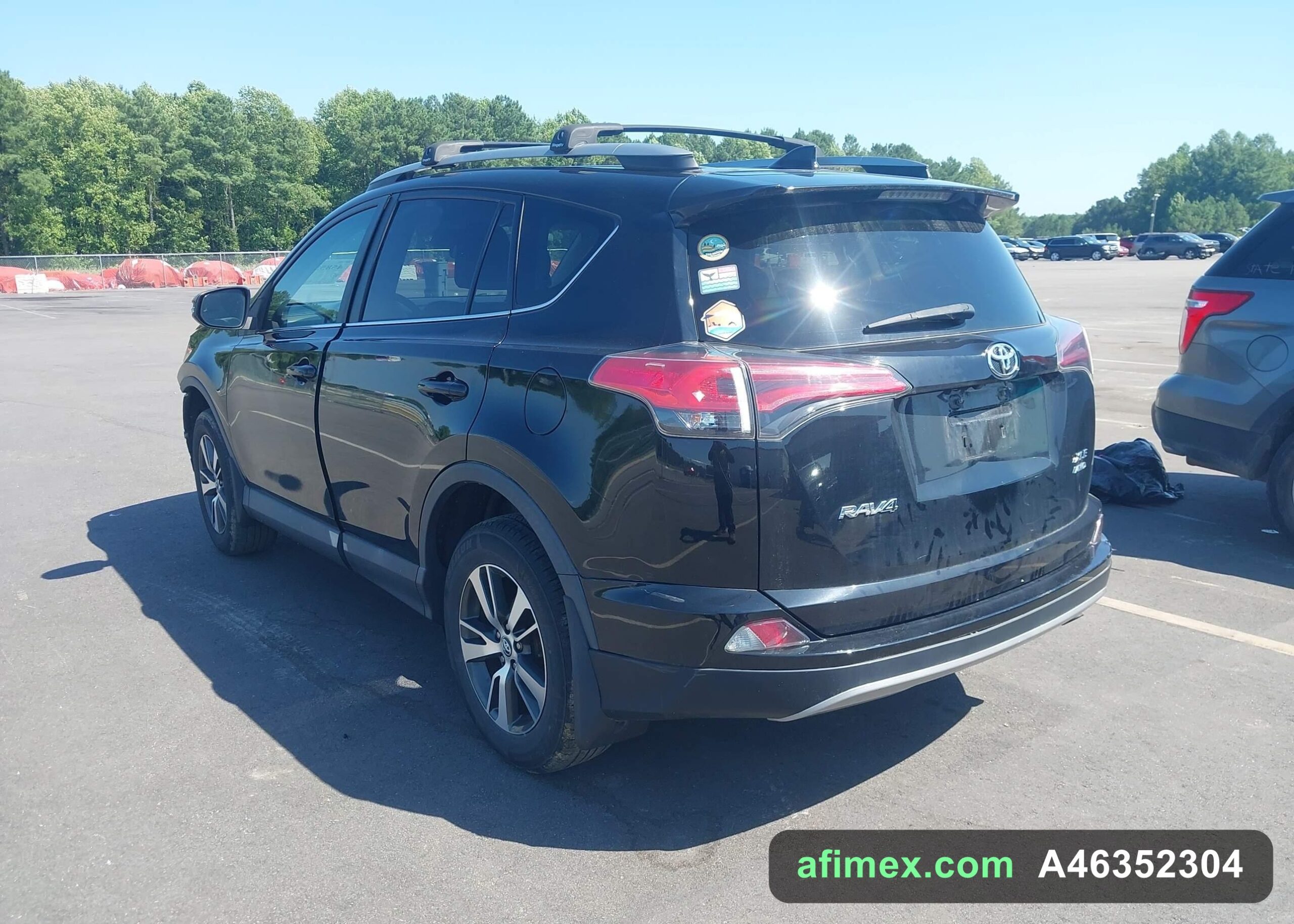2018 Toyota RAV4 for sale in Mauritania - Ref A46352304, photo 3