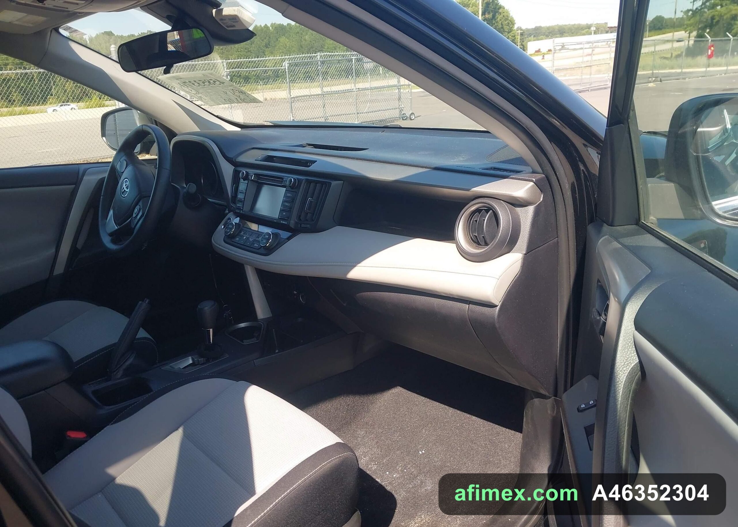 2018 Toyota RAV4 for sale in Mauritania - Ref A46352304, photo 5