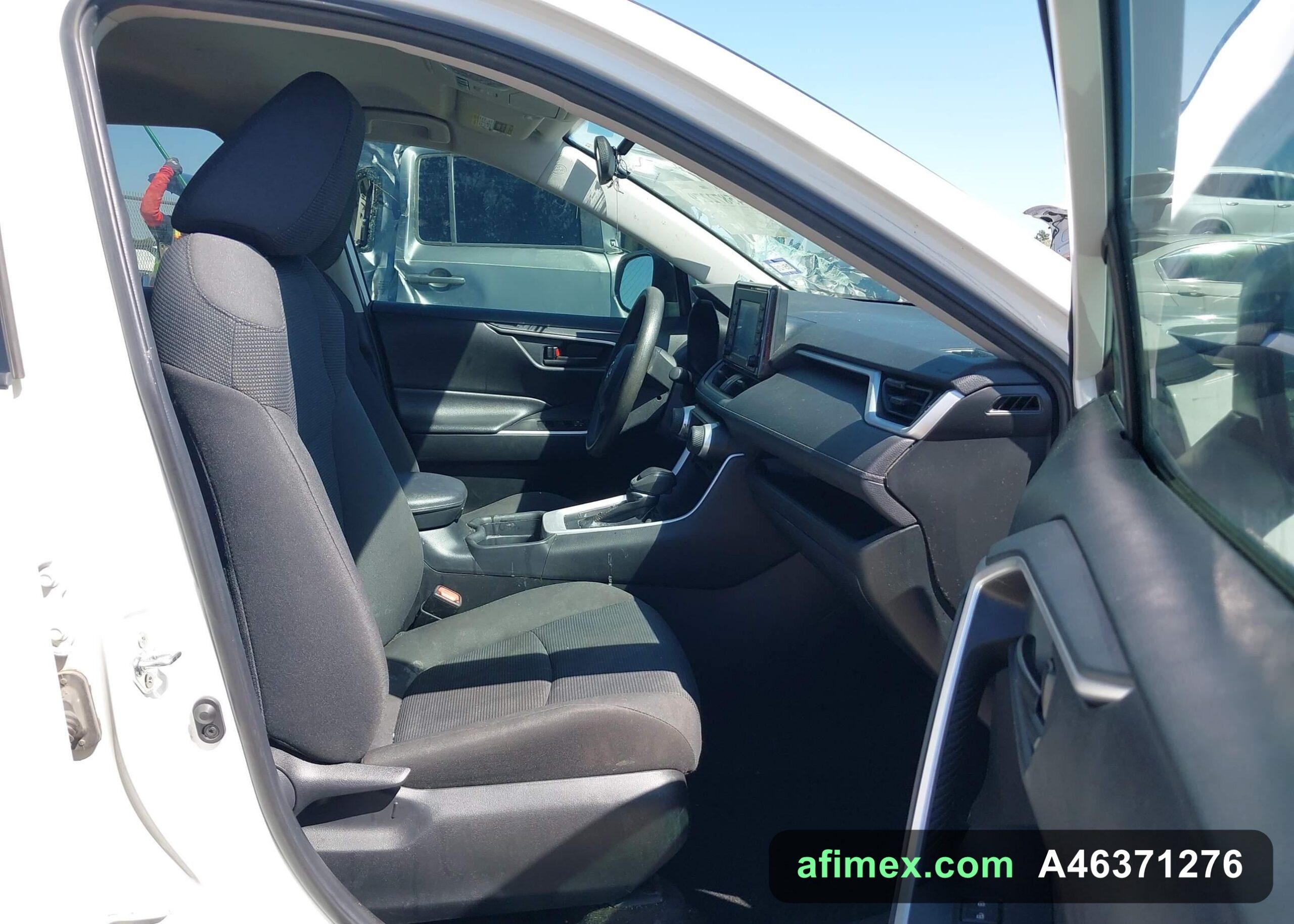 2020 Toyota RAV4 for sale in Mauritania - Ref A46371276, photo 5