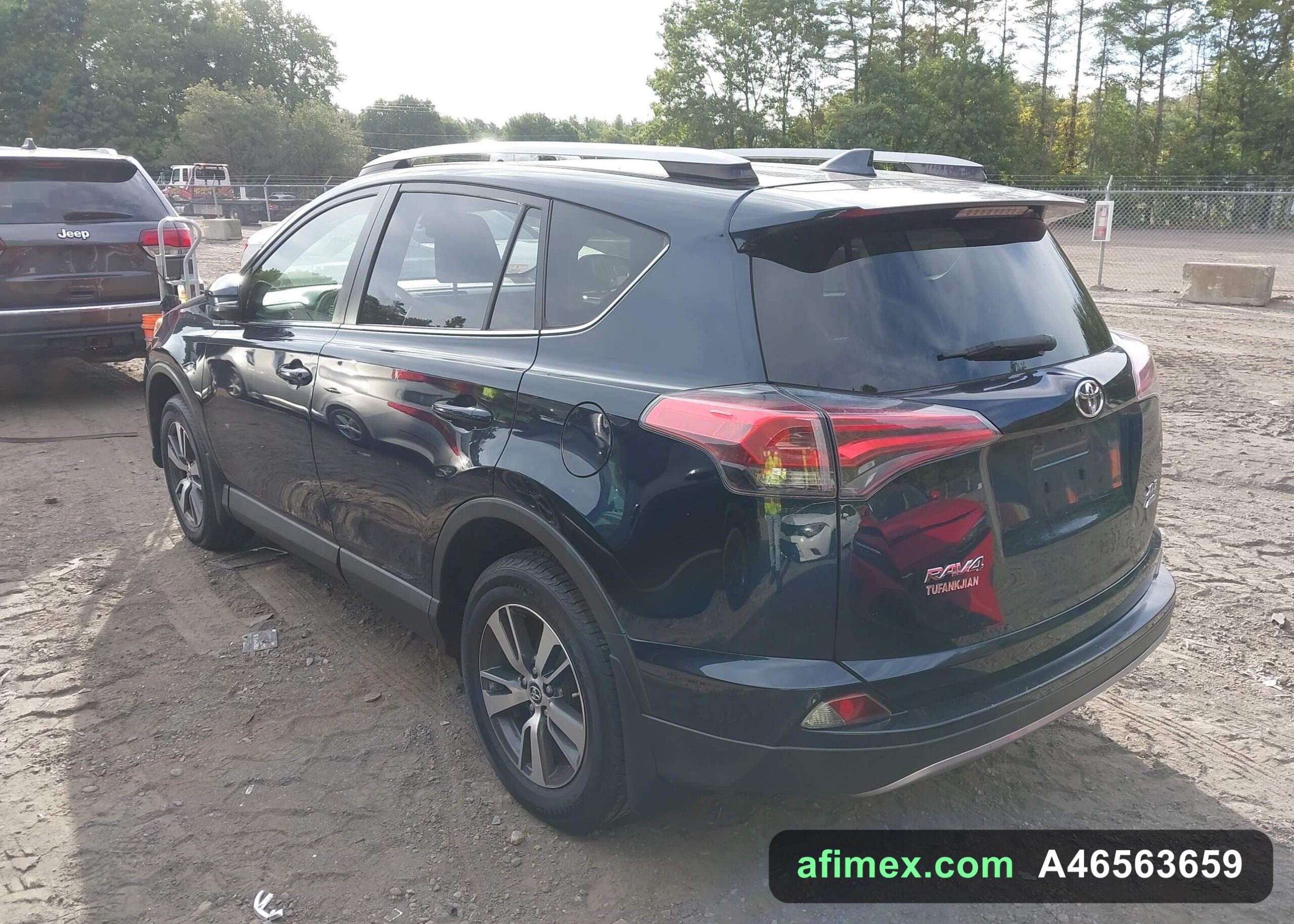 2018 Toyota RAV4 for sale in Mauritania - Ref A46563659, photo 3