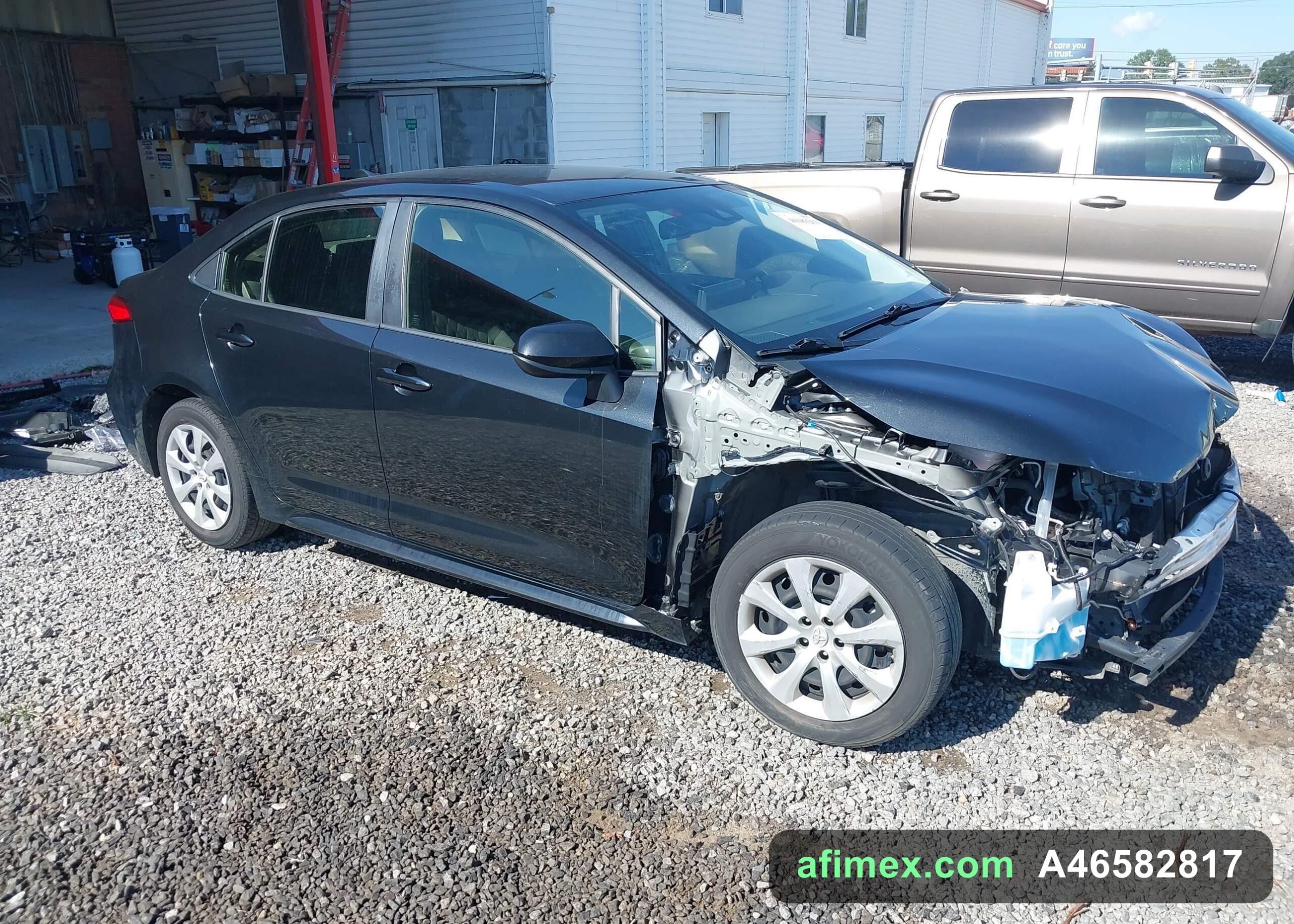 2022 Toyota Corolla for sale, ships from the USA to Mauritania