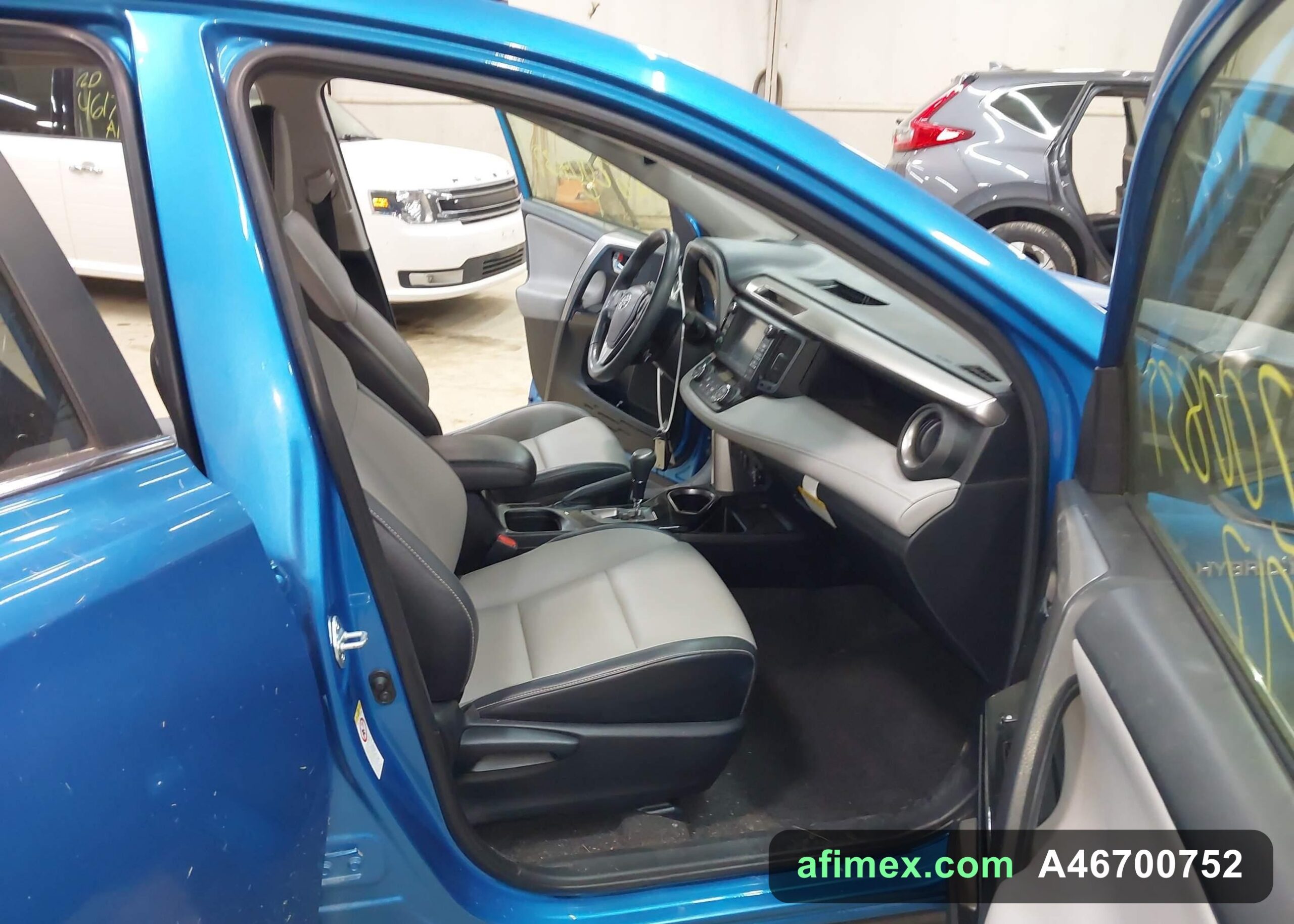 2017 Toyota RAV4 for sale in Mauritania - Ref A46700752, photo 5