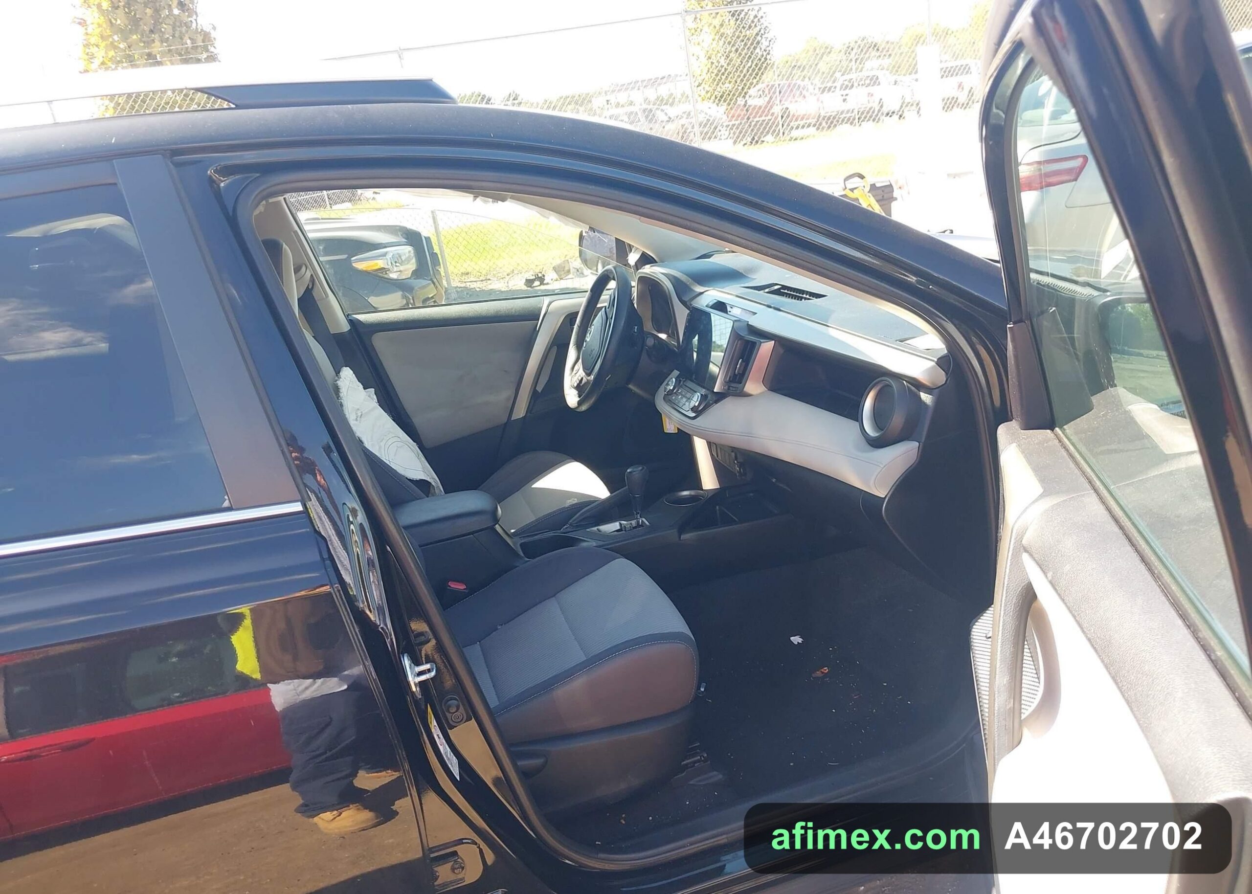2015 Toyota RAV4 for sale in Mauritania - Ref A46702702, photo 5