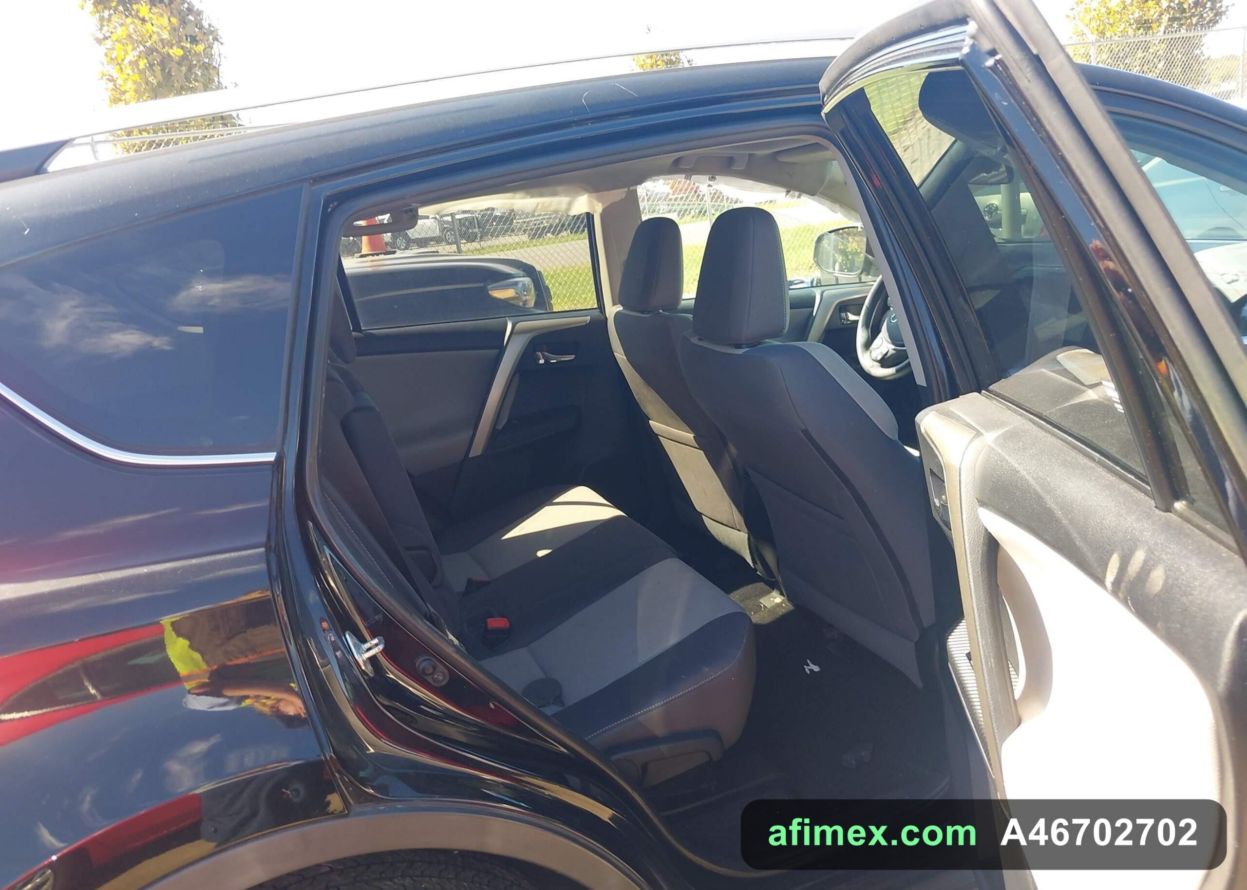 2015 Toyota RAV4 for sale in Mauritania - Ref A46702702, photo 8