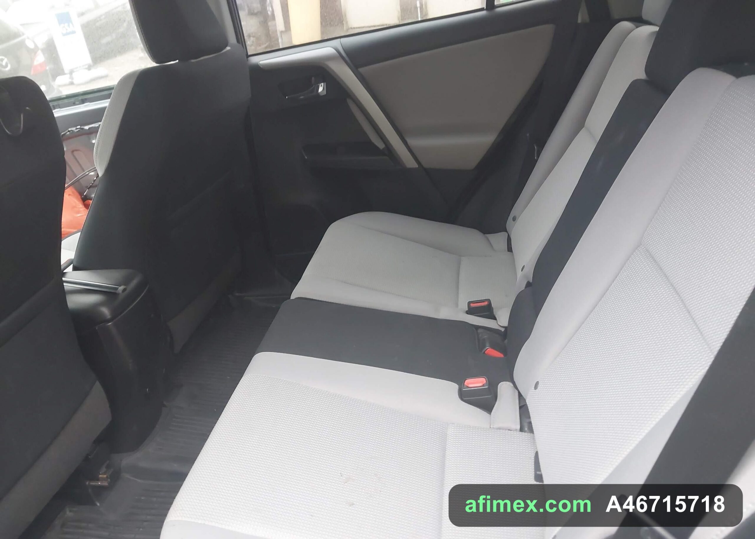 2018 Toyota RAV4 for sale in Mauritania - Ref A46715718, photo 8