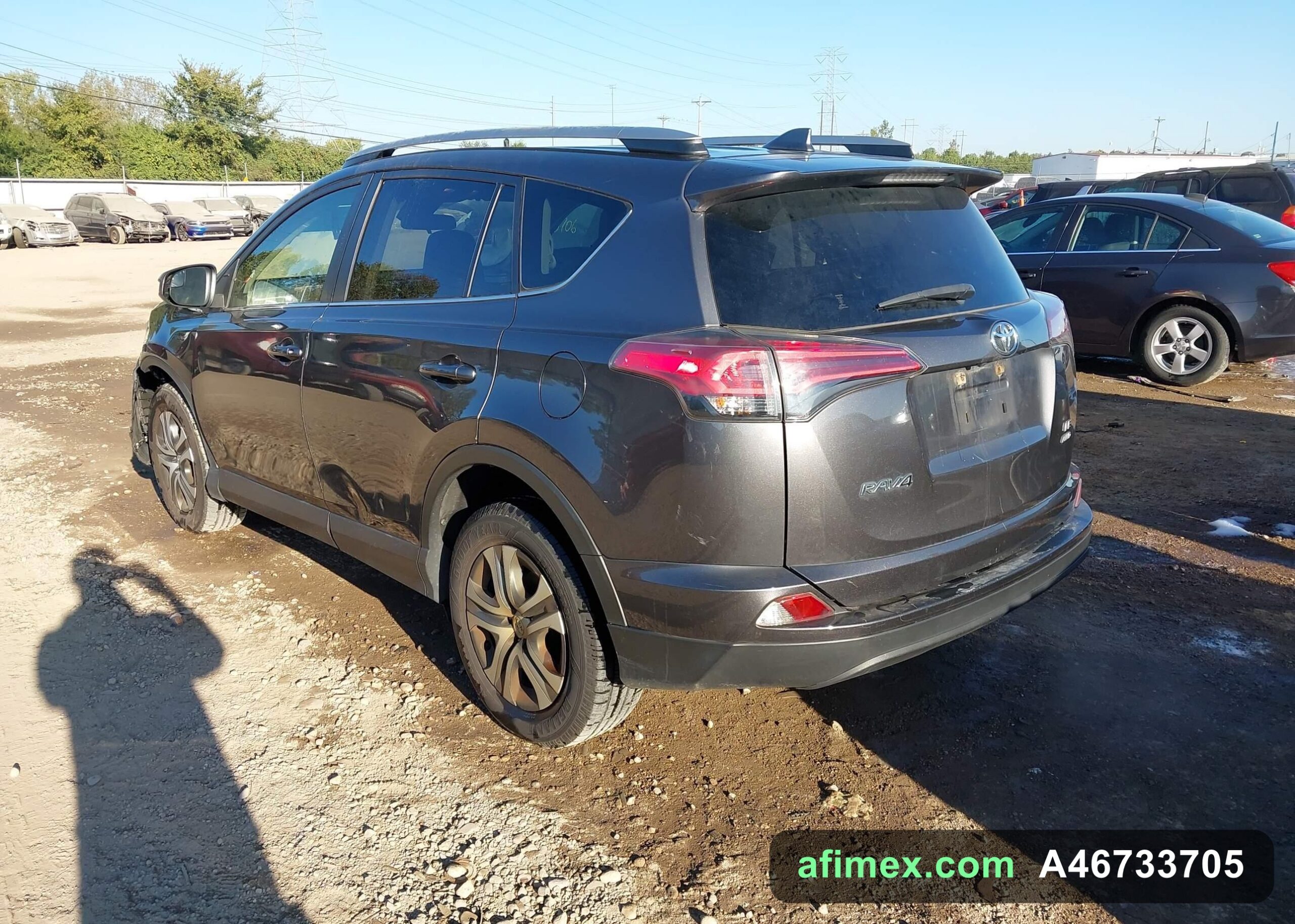 2017 Toyota RAV4 for sale in Mauritania - Ref A46733705, photo 3