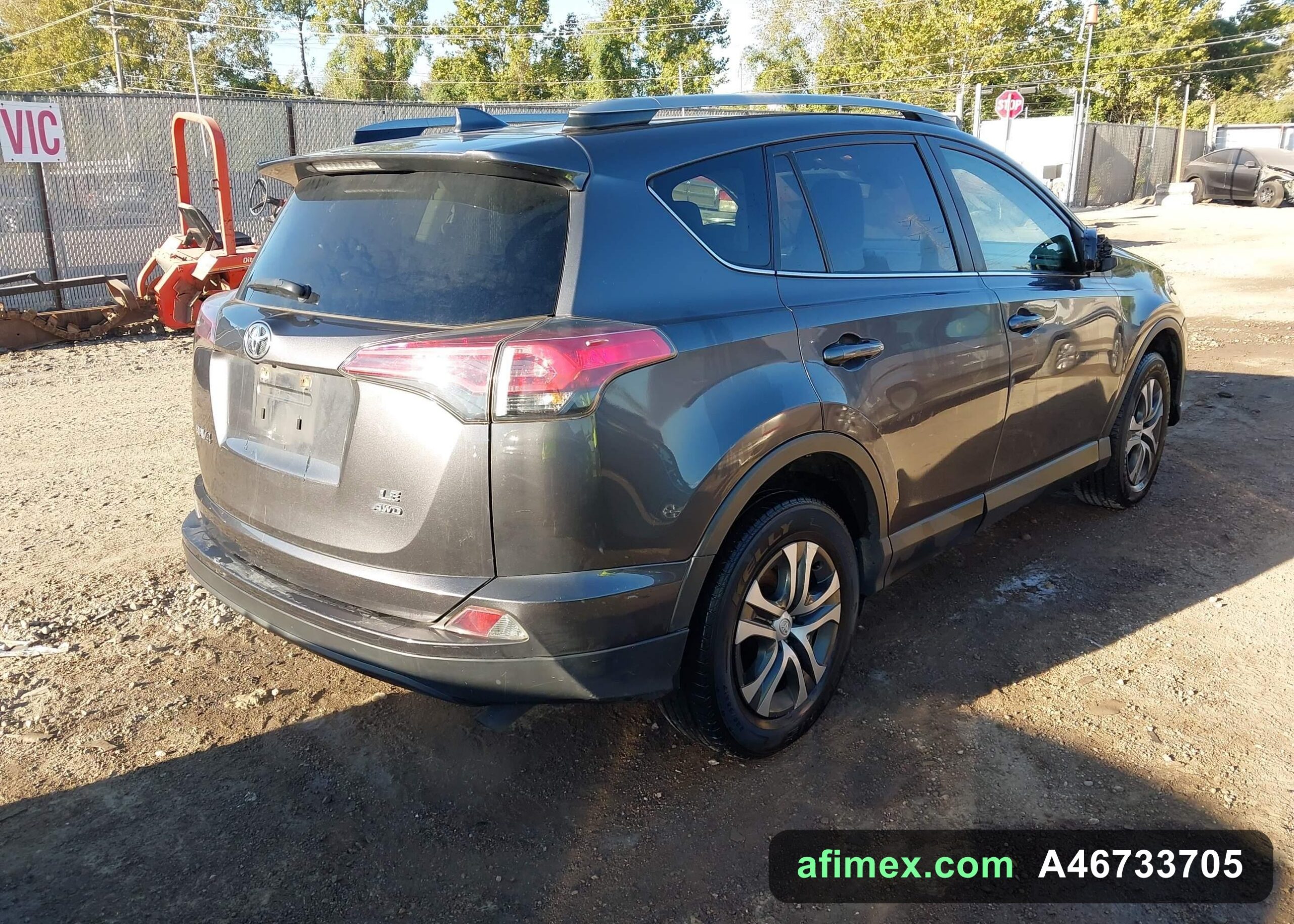 2017 Toyota RAV4 for sale in Mauritania - Ref A46733705, photo 4