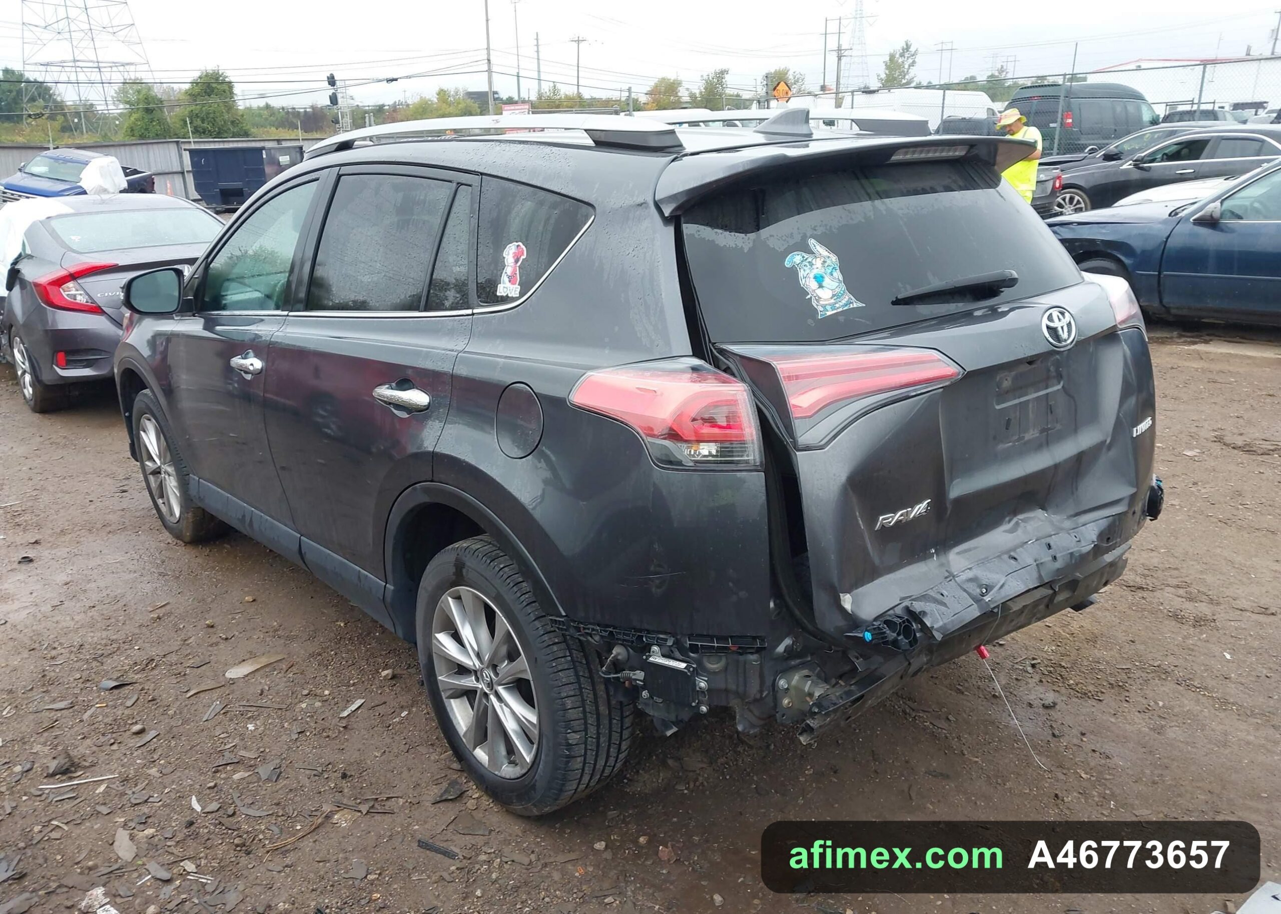 2017 Toyota RAV4 for sale in Mauritania - Ref A46773657, photo 3