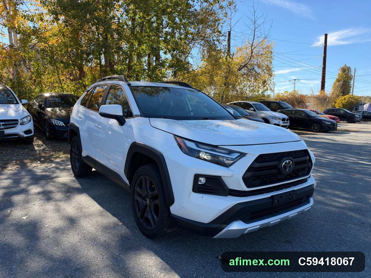2022 Toyota RAV4 for sale, ships from the USA to Mauritania