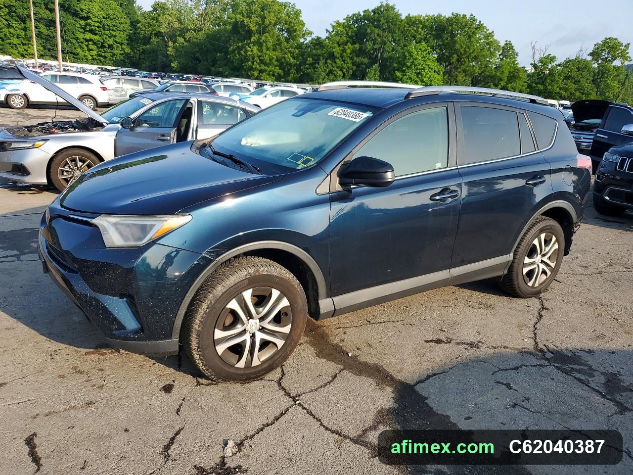 2017 Toyota RAV4 for sale in Mauritania - Ref C62040387