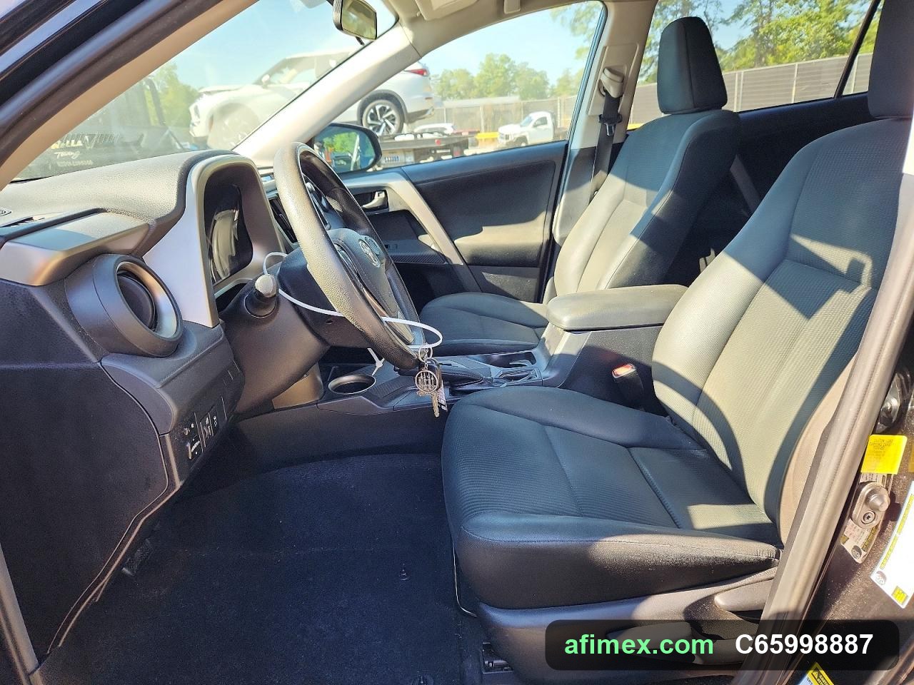 2015 Toyota RAV4 for sale in Mauritania - Ref C65998887, photo 7