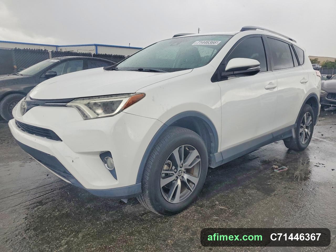 2018 Toyota RAV4 for sale in Mauritania - Ref C71446367