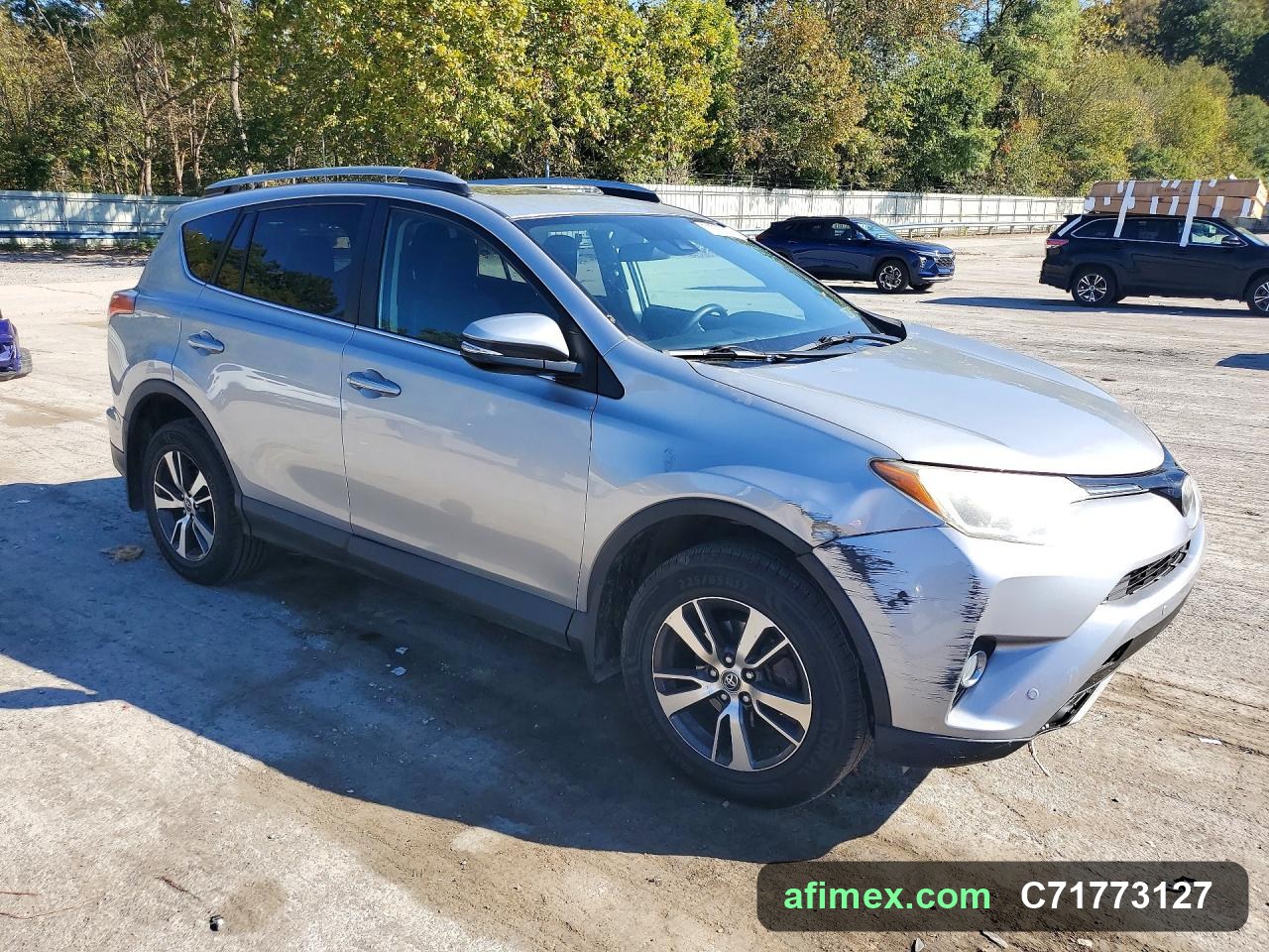2017 Toyota RAV4 for sale in Mauritania - Ref C71773127, photo 4