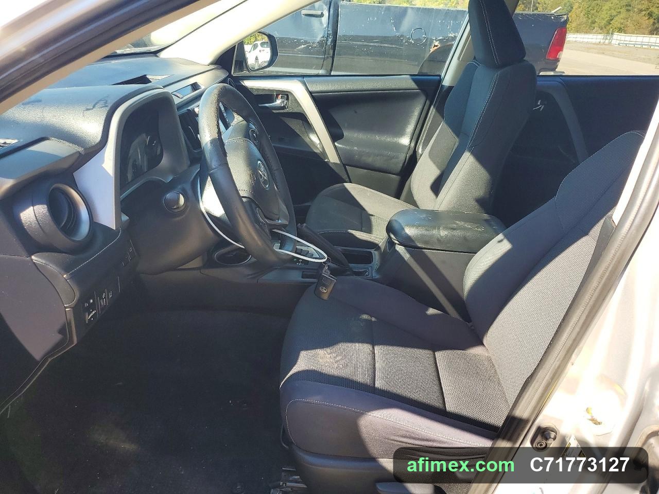 2017 Toyota RAV4 for sale in Mauritania - Ref C71773127, photo 7