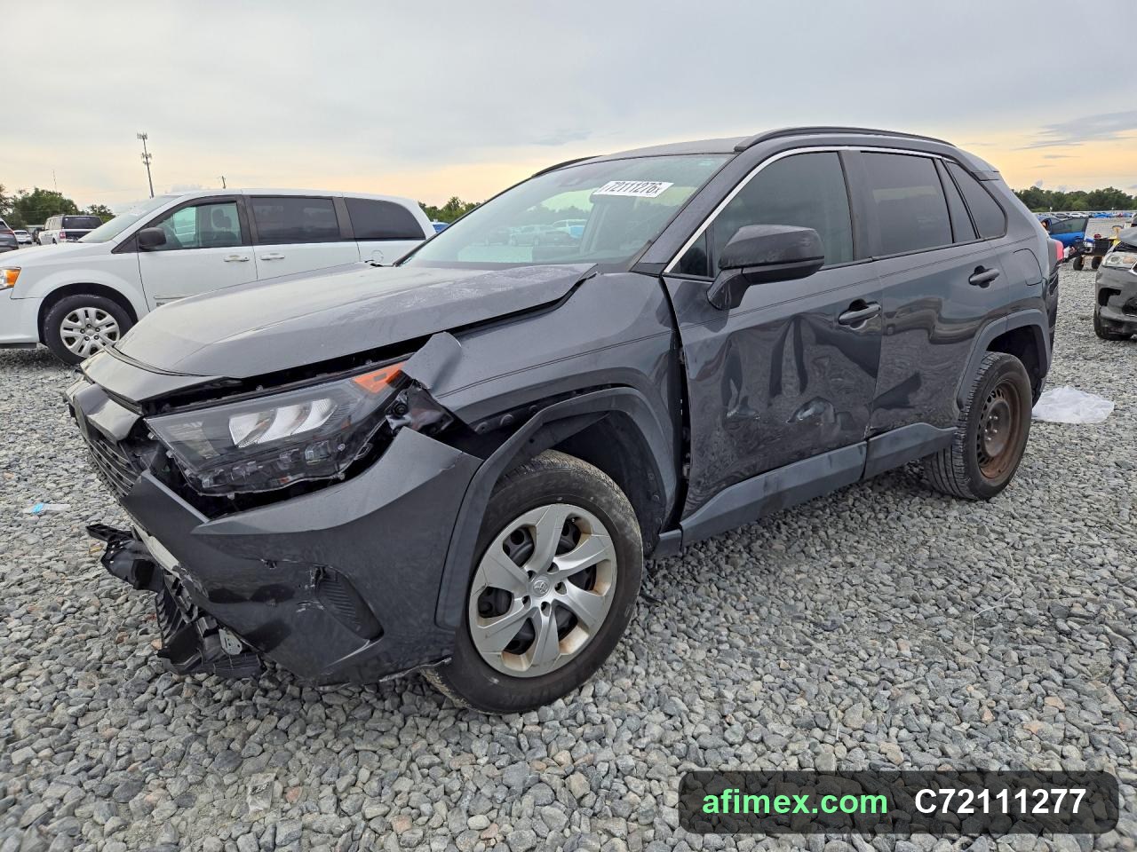 2019 Toyota RAV4 for sale in Mauritania - Ref C72111277