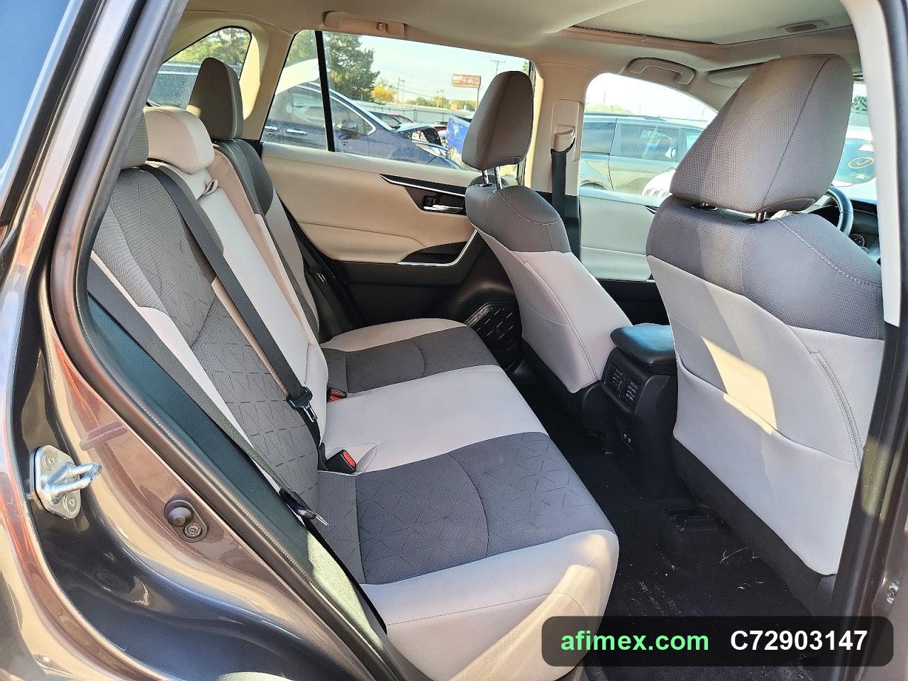 2021 Toyota RAV4 for sale in Mauritania - Ref C72903147, photo 11
