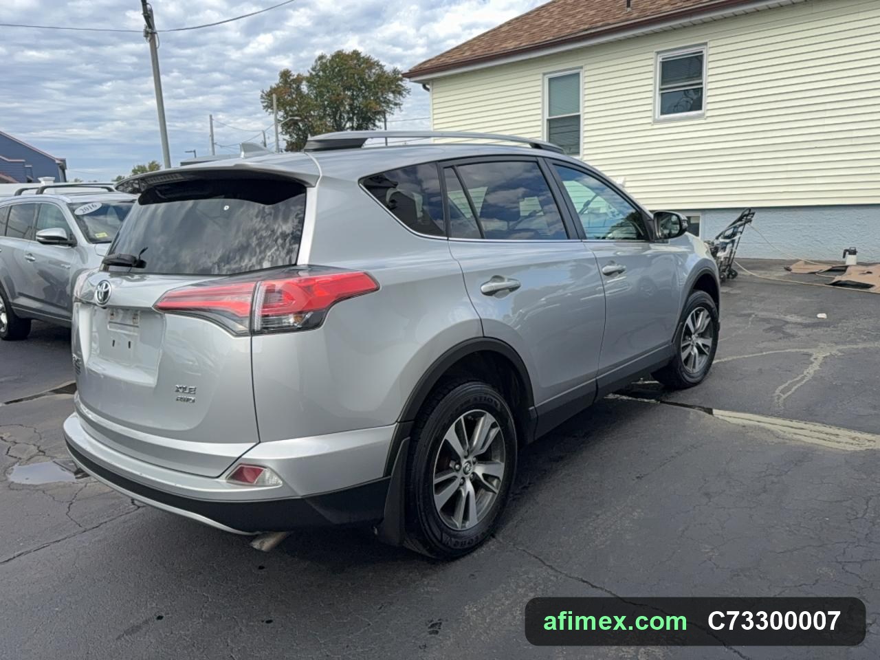 2017 Toyota RAV4 for sale in Mauritania - Ref C73300007, photo 4